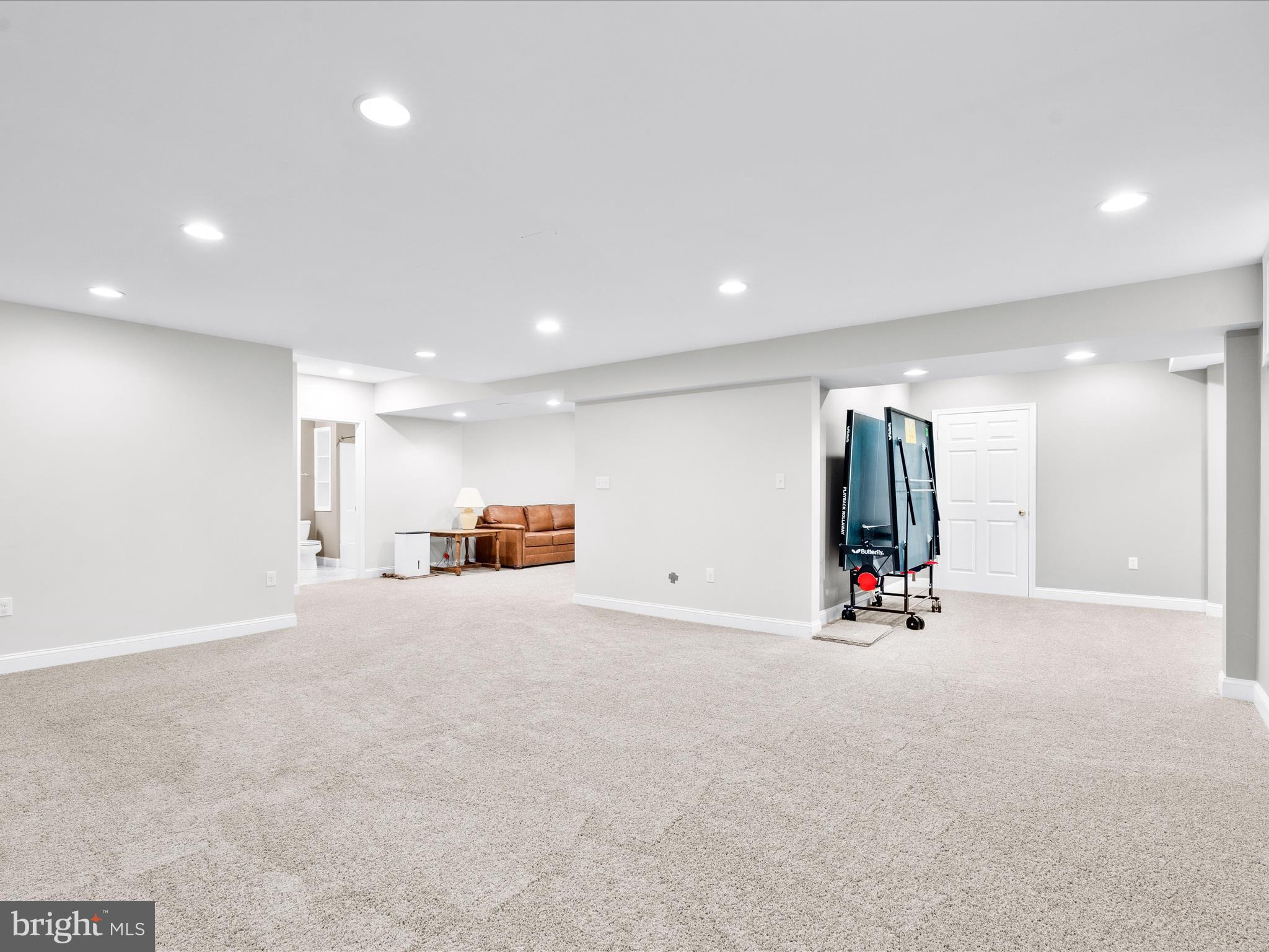 WHITE FLINT SPRINGS - Residential