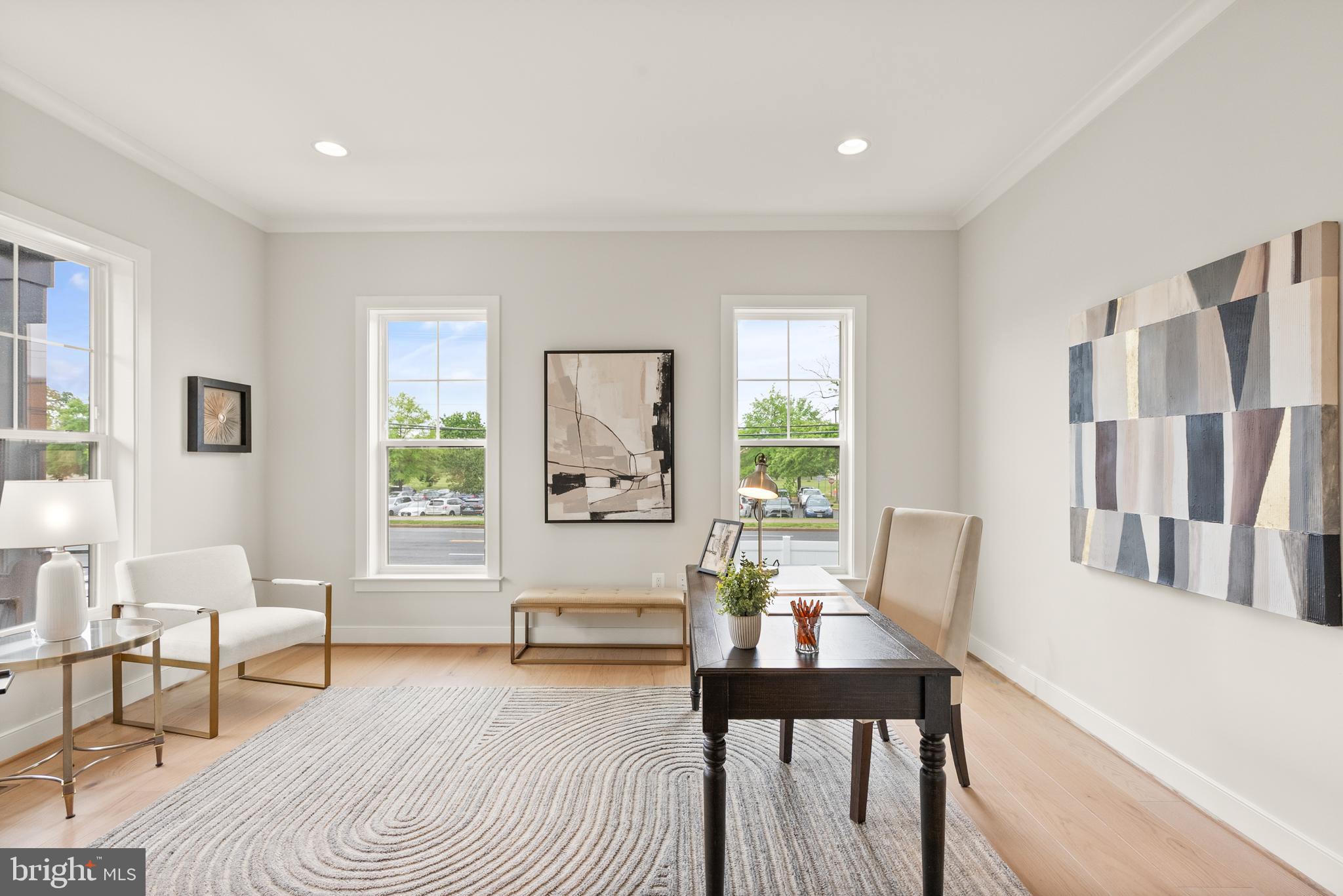 DUNN LORING - Residential