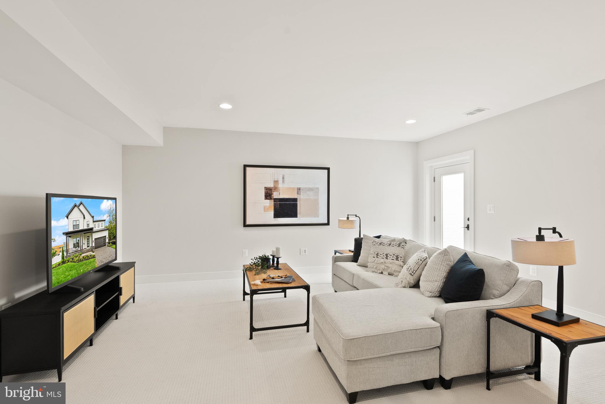 DUNN LORING - Residential