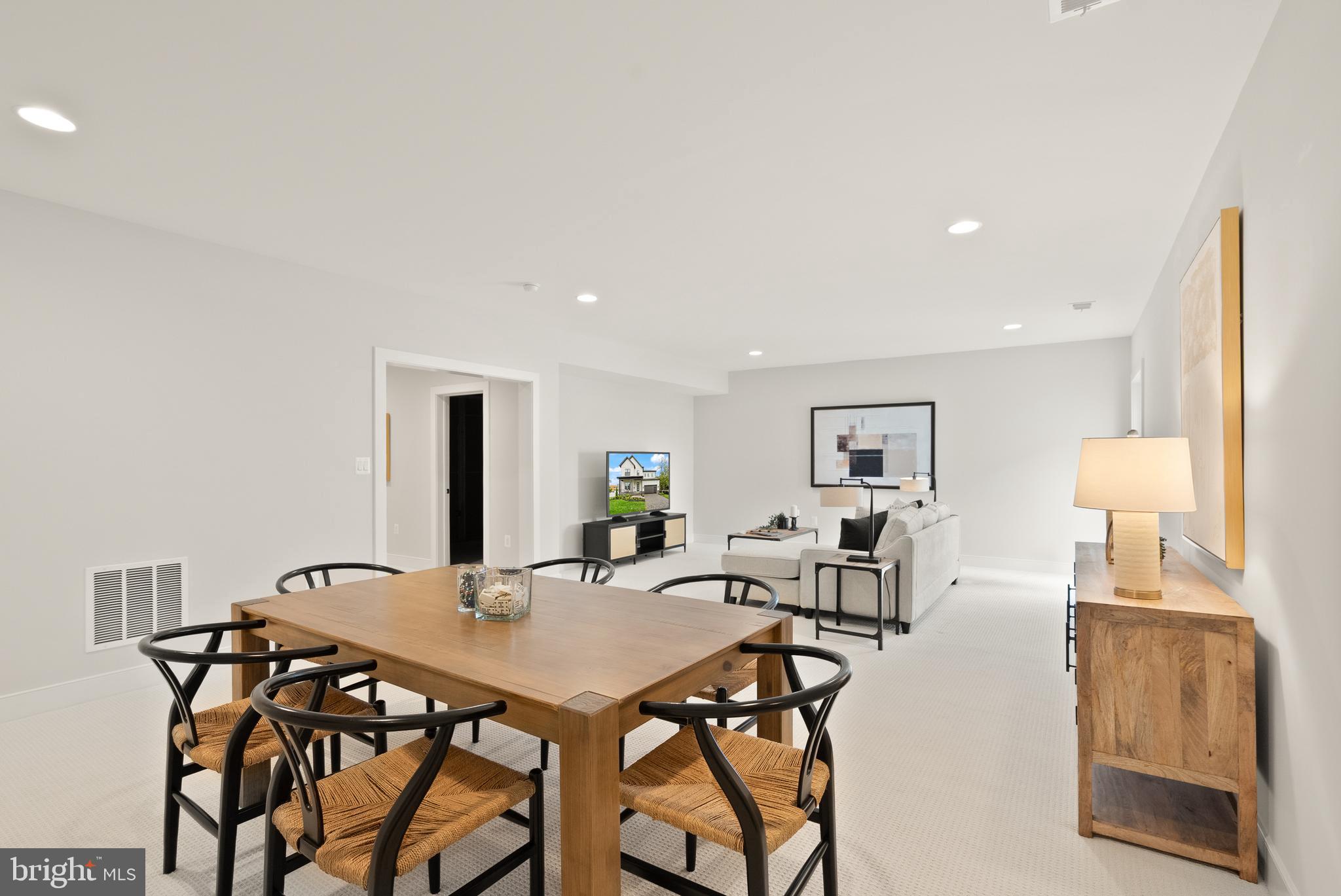 DUNN LORING - Residential