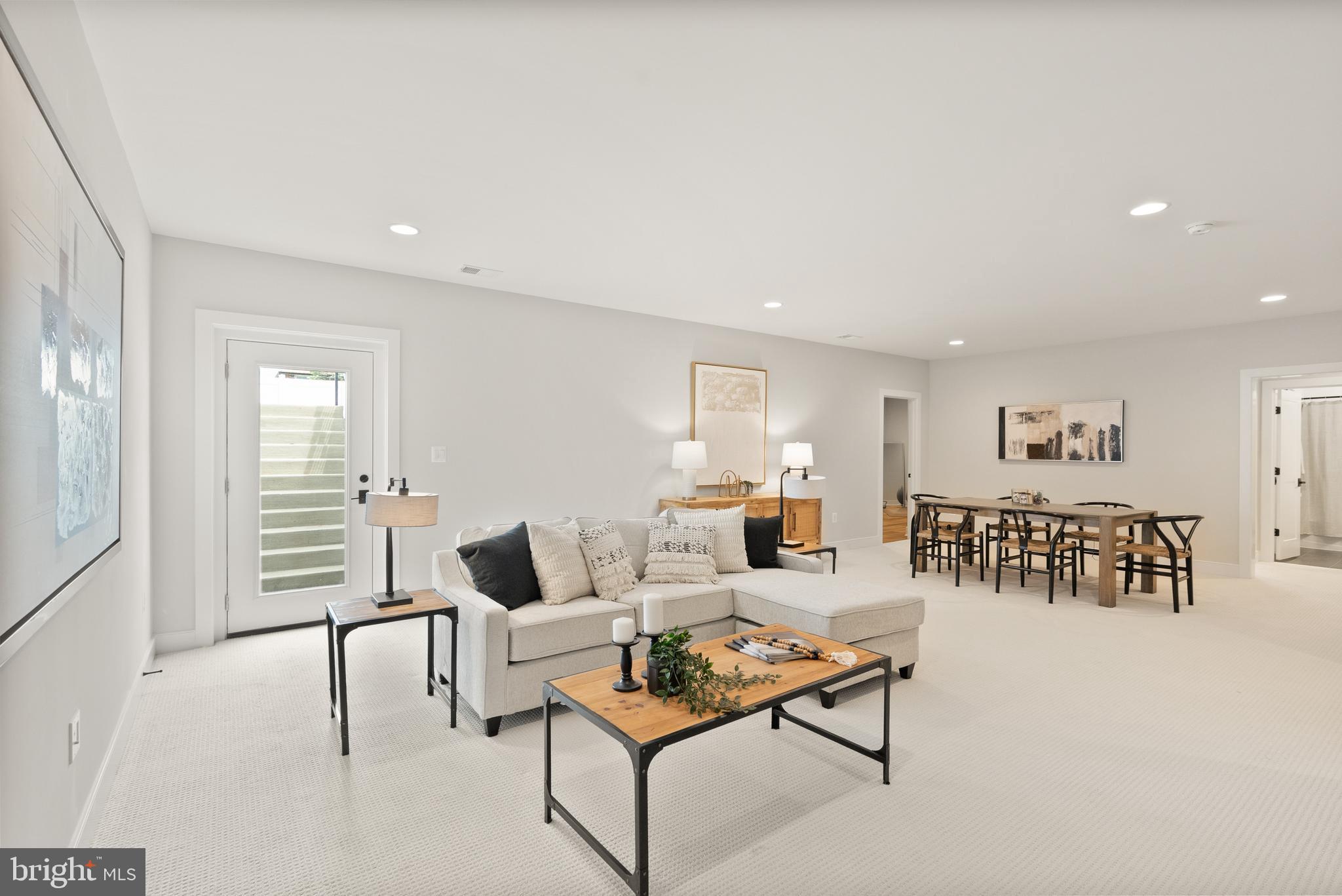 DUNN LORING - Residential