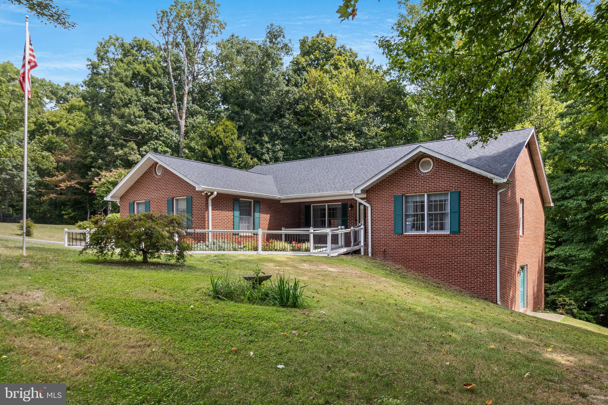 BOSSE MANOR - Residential