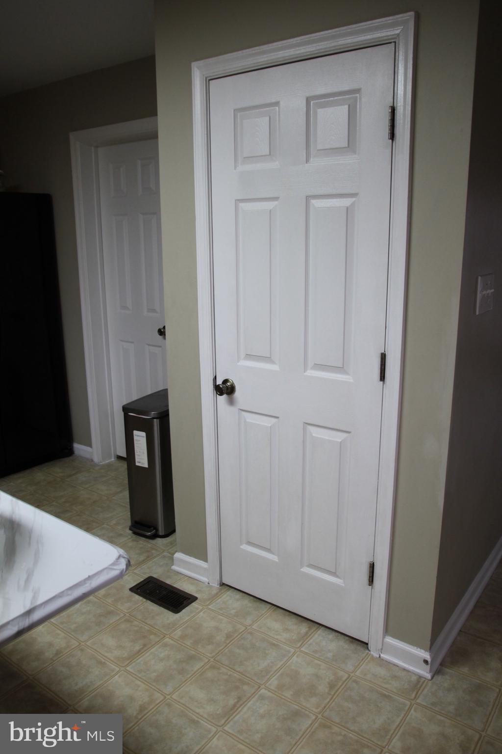 LAUREL RIDGE - Residential