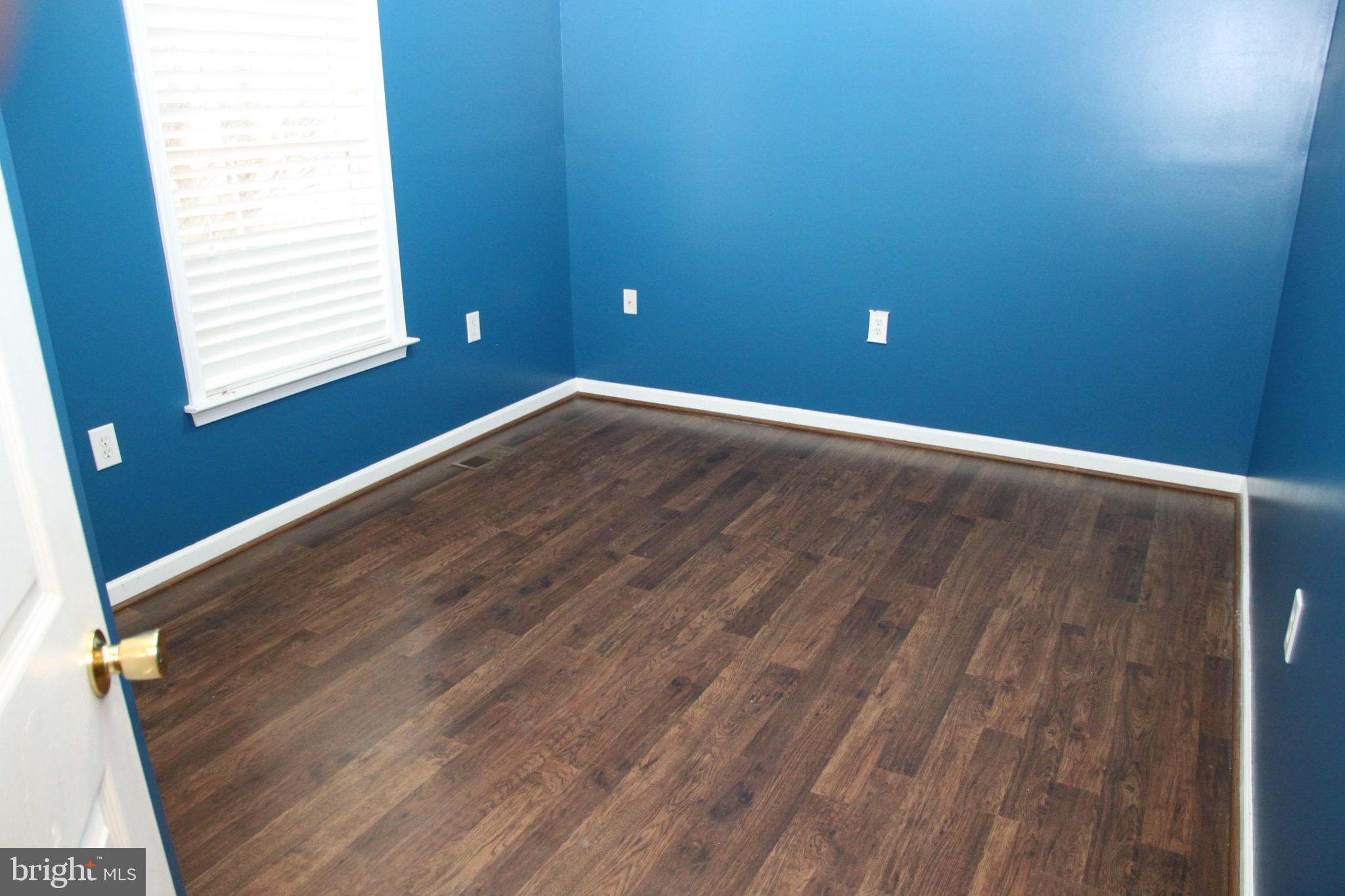 LAUREL RIDGE - Residential