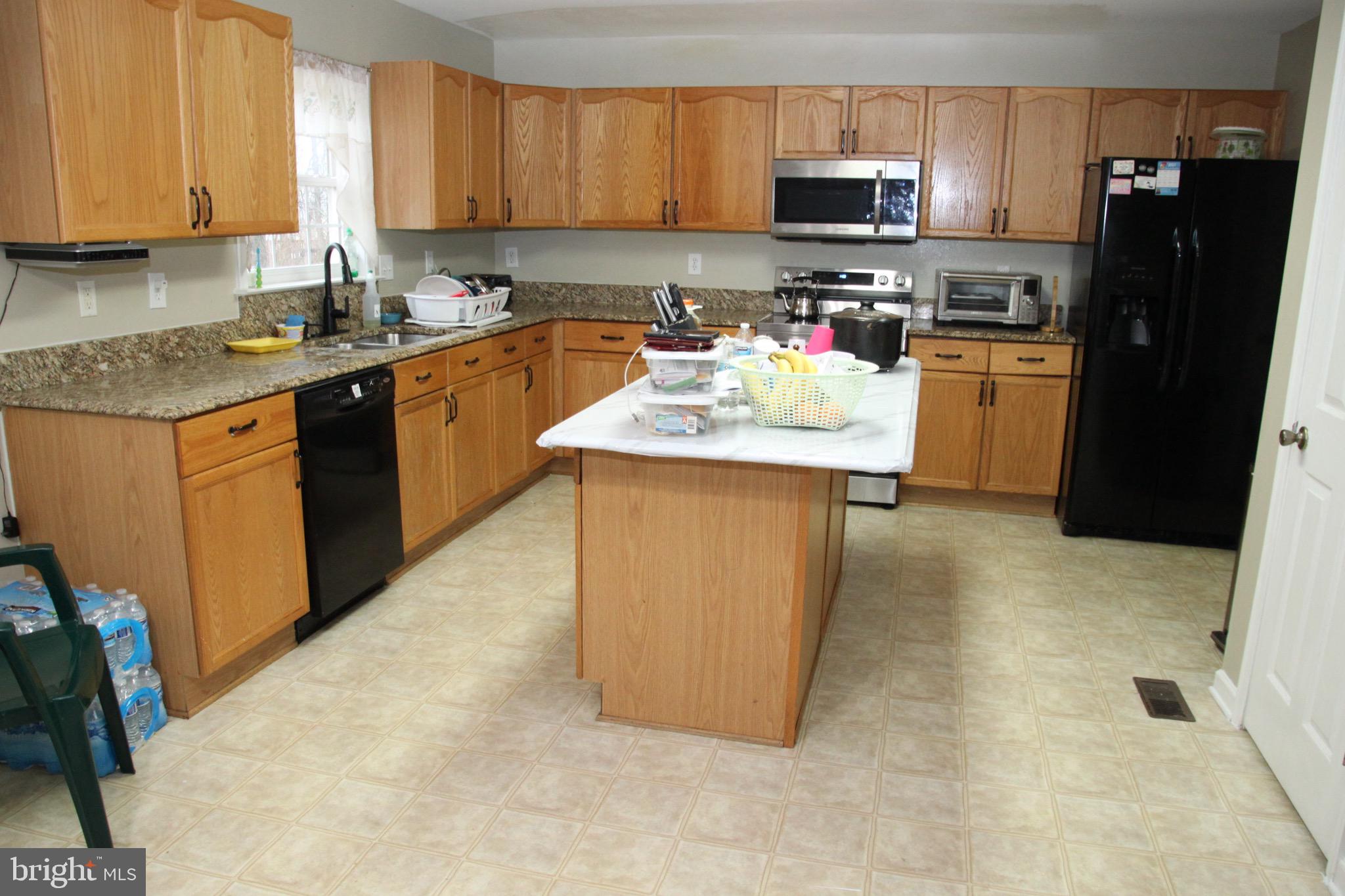 LAUREL RIDGE - Residential