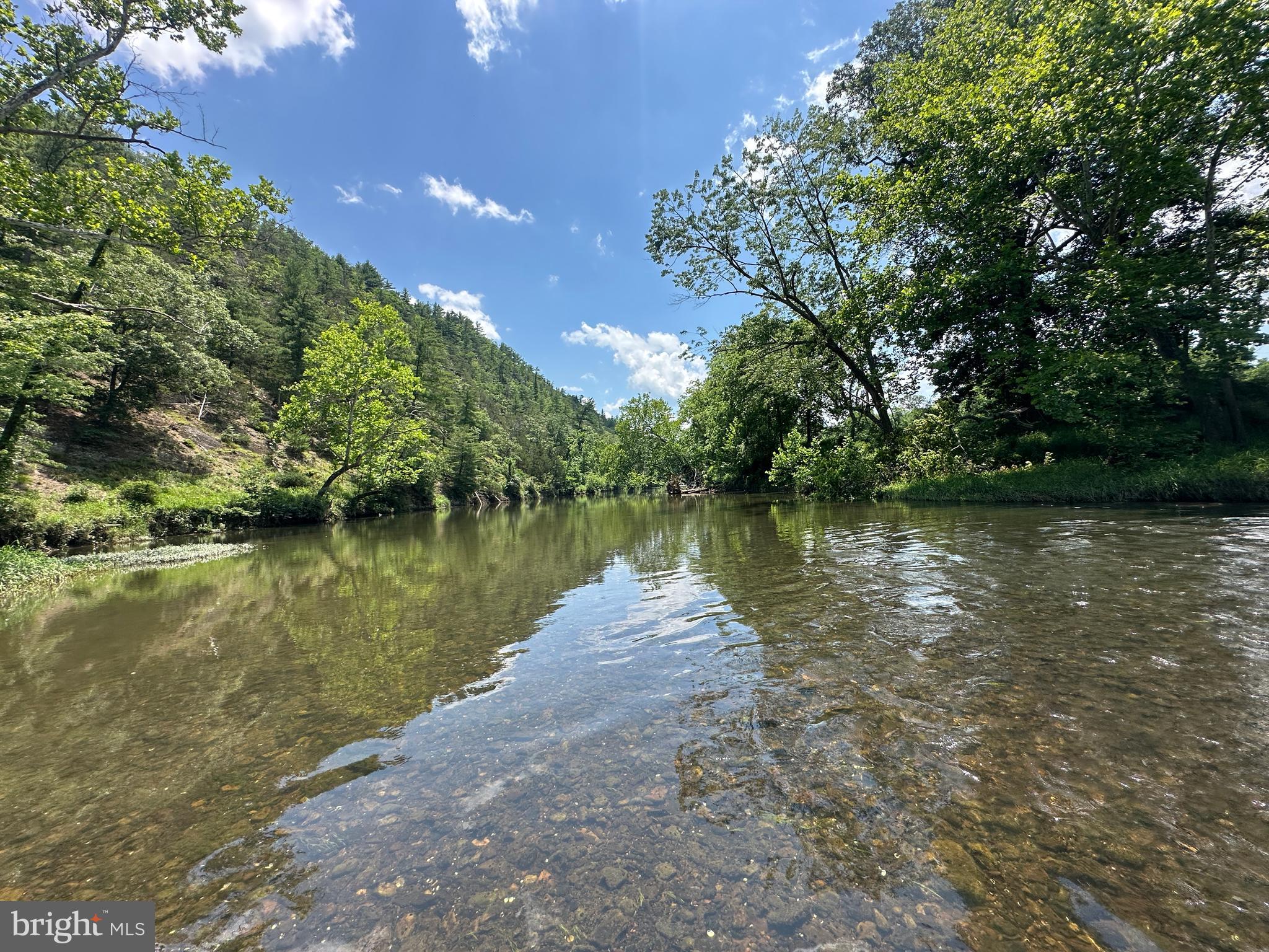 200 AC ON CACAPON RIVER & GW NATIONAL FOREST