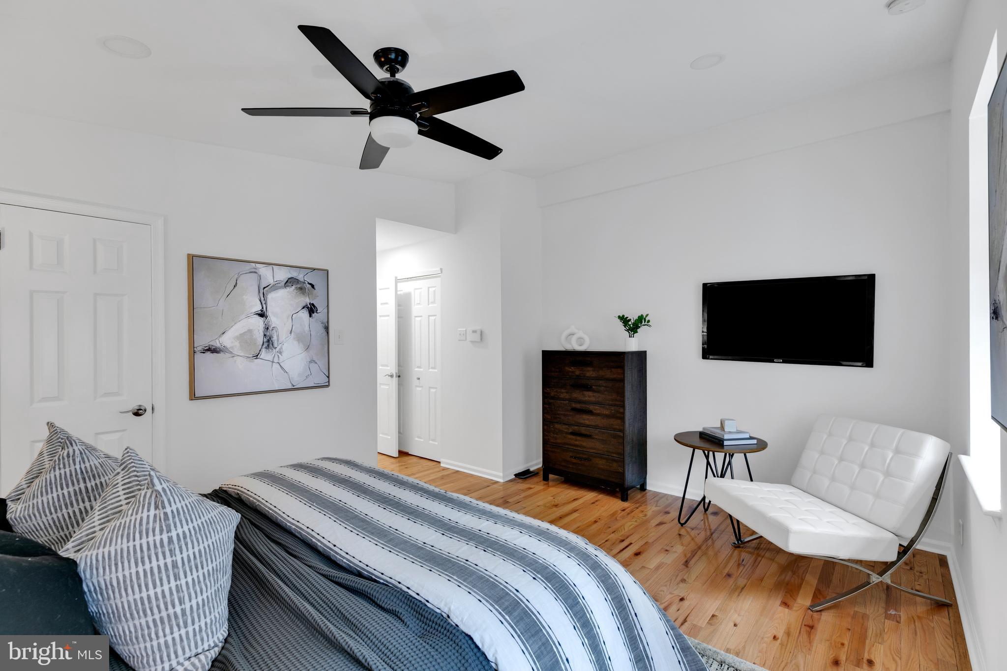 GRADUATE HOSPITAL - Residential