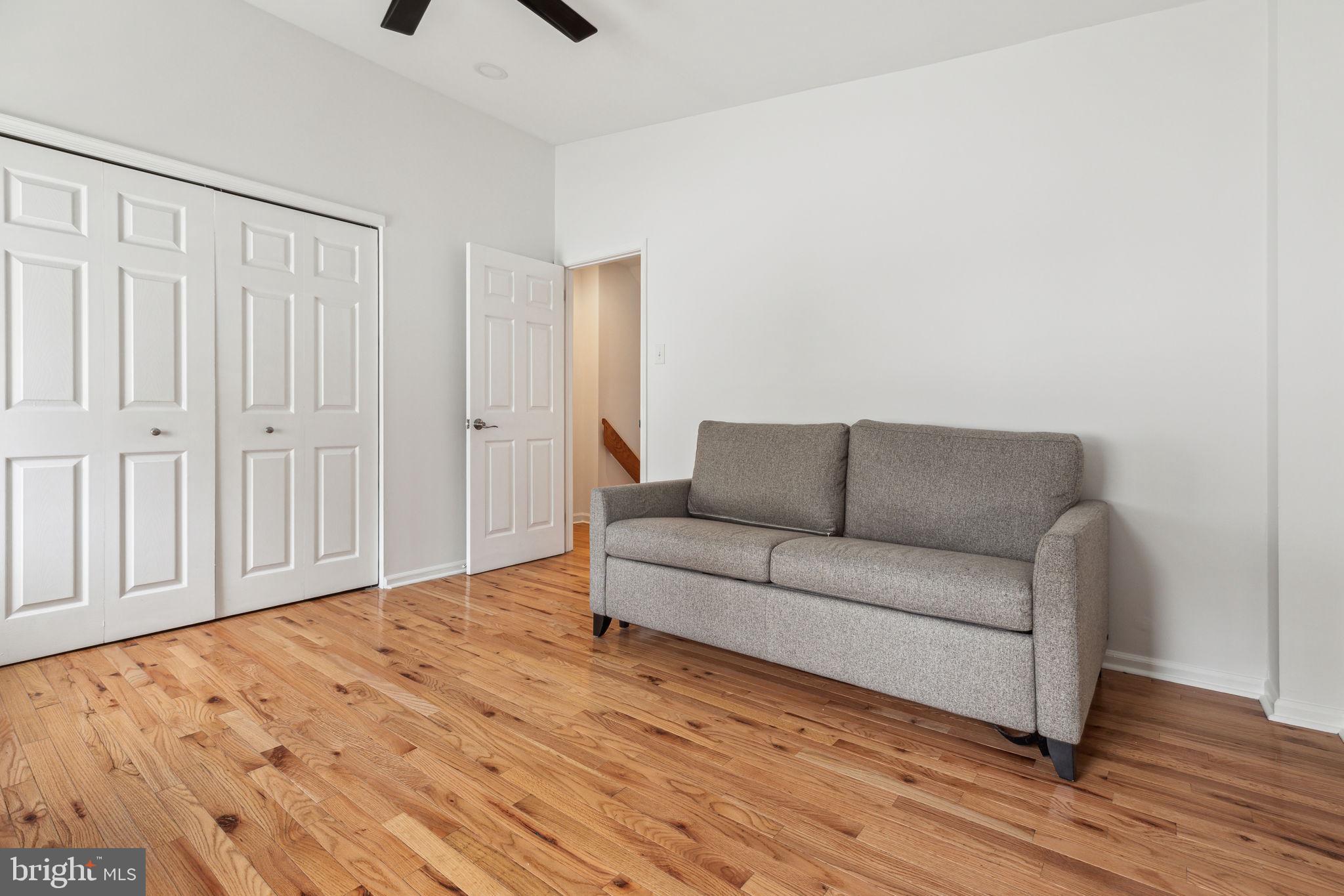 GRADUATE HOSPITAL - Residential