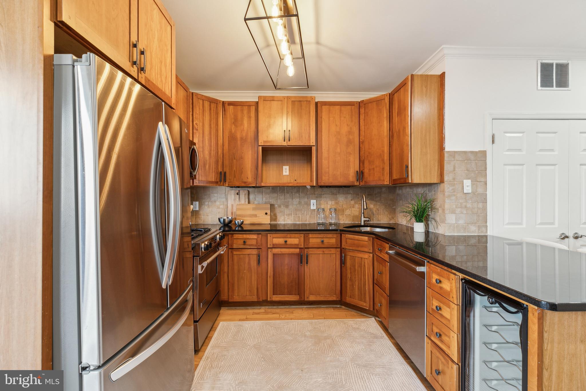 GRADUATE HOSPITAL - Residential