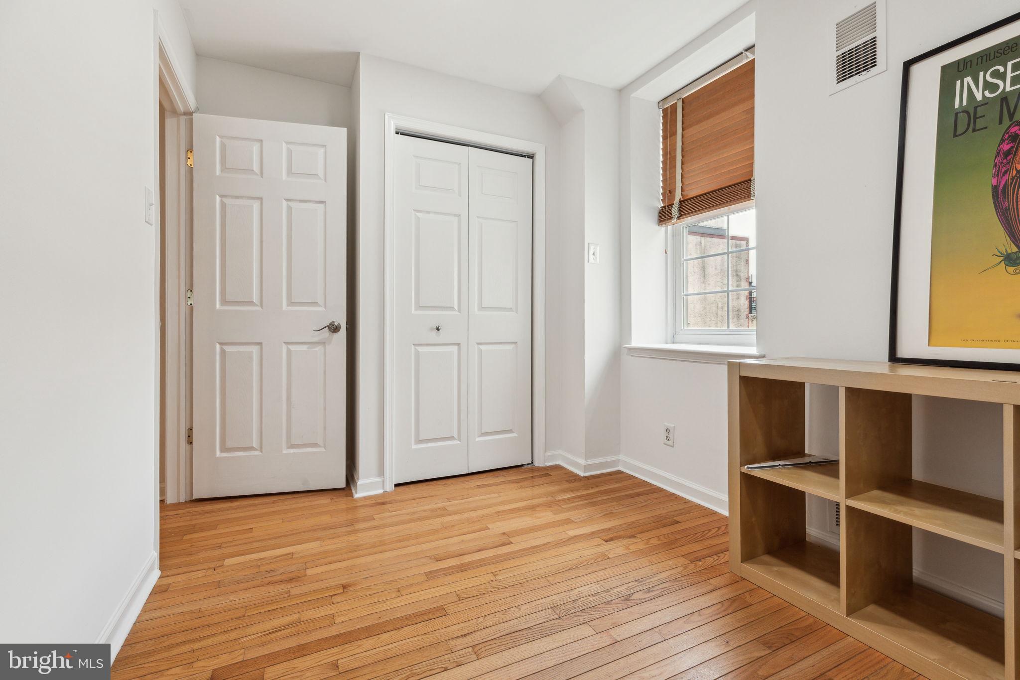 GRADUATE HOSPITAL - Residential