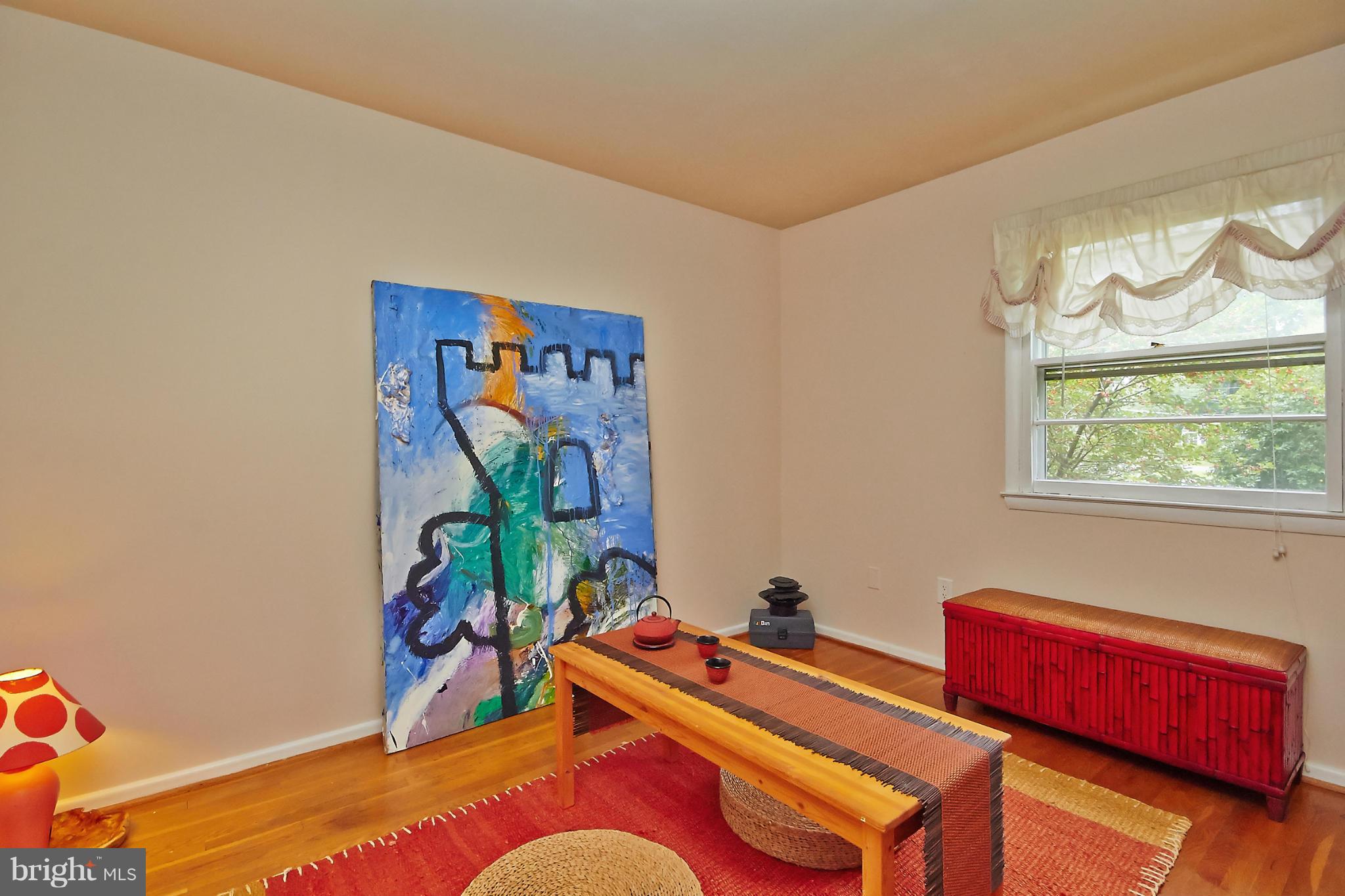 VIENNA WOODS - Residential