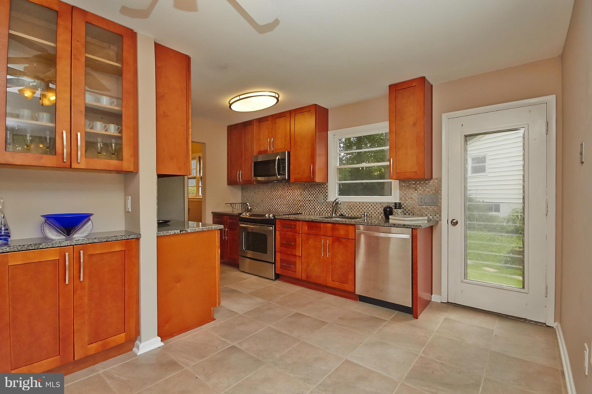 VIENNA WOODS - Residential