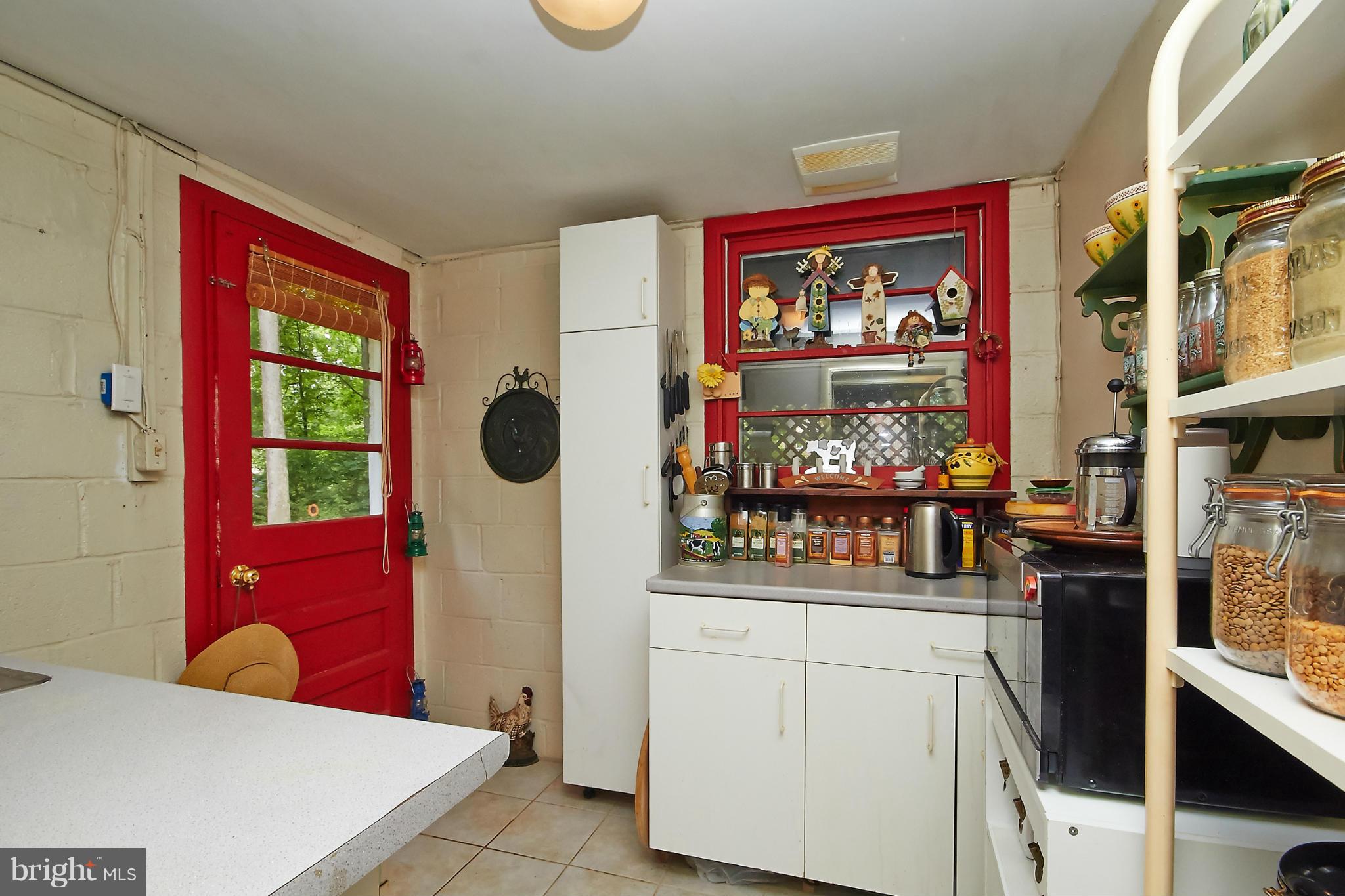 VIENNA WOODS - Residential