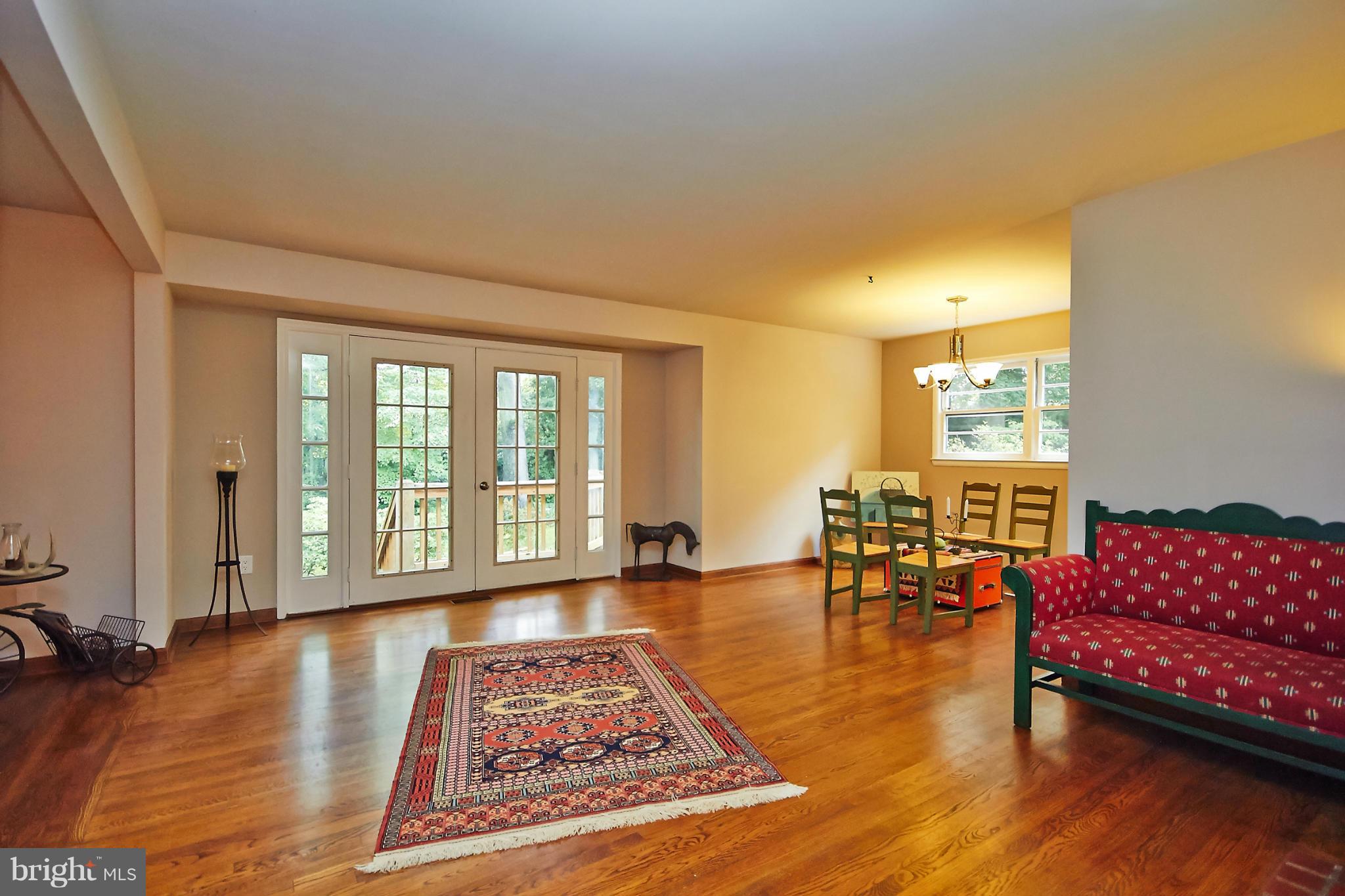 VIENNA WOODS - Residential