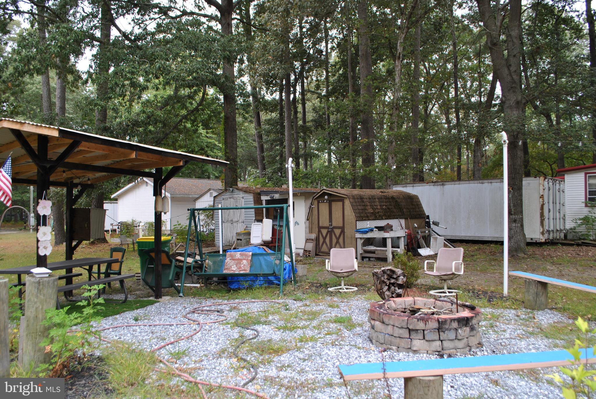 RIVERDALE PARK - Residential