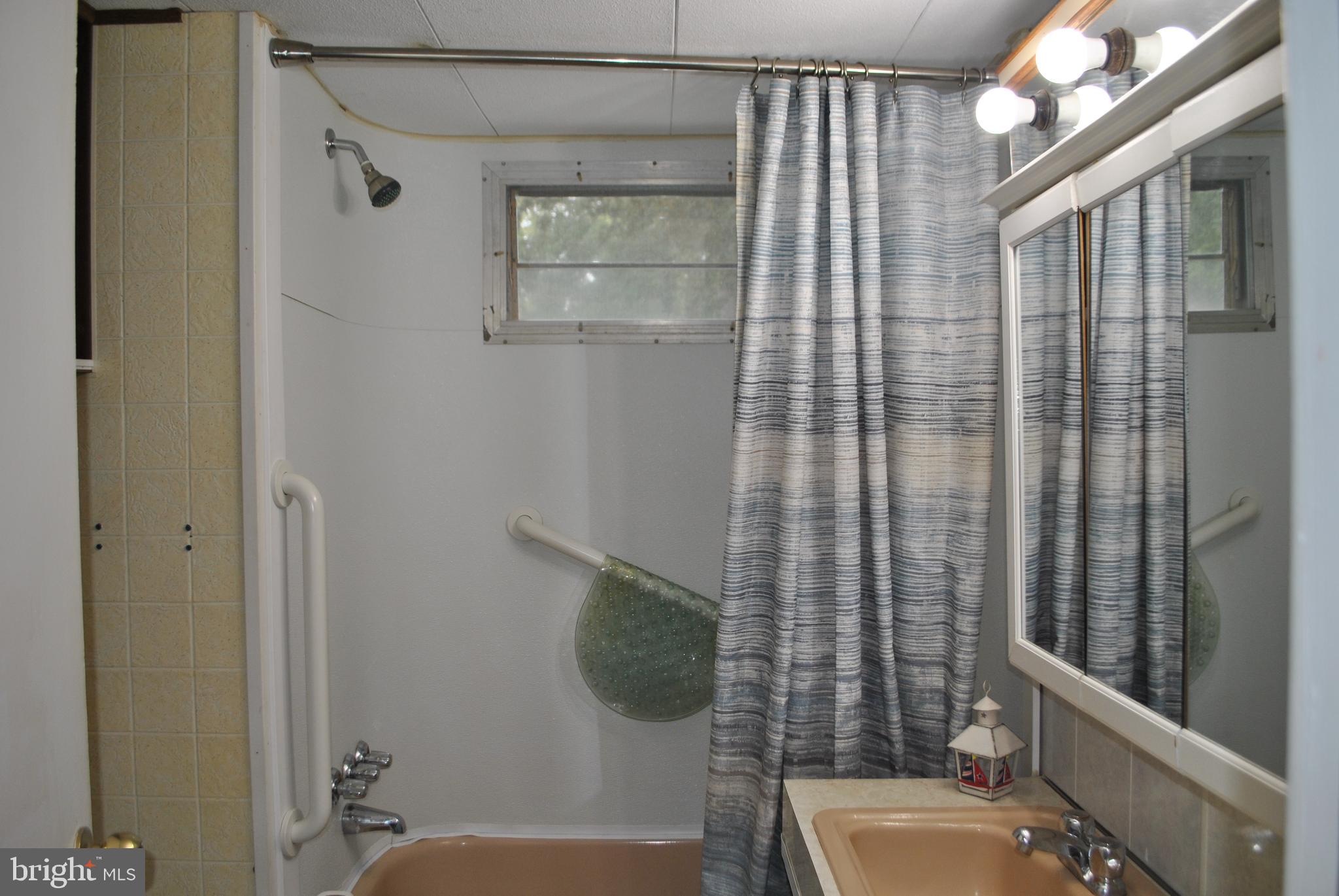 RIVERDALE PARK - Residential