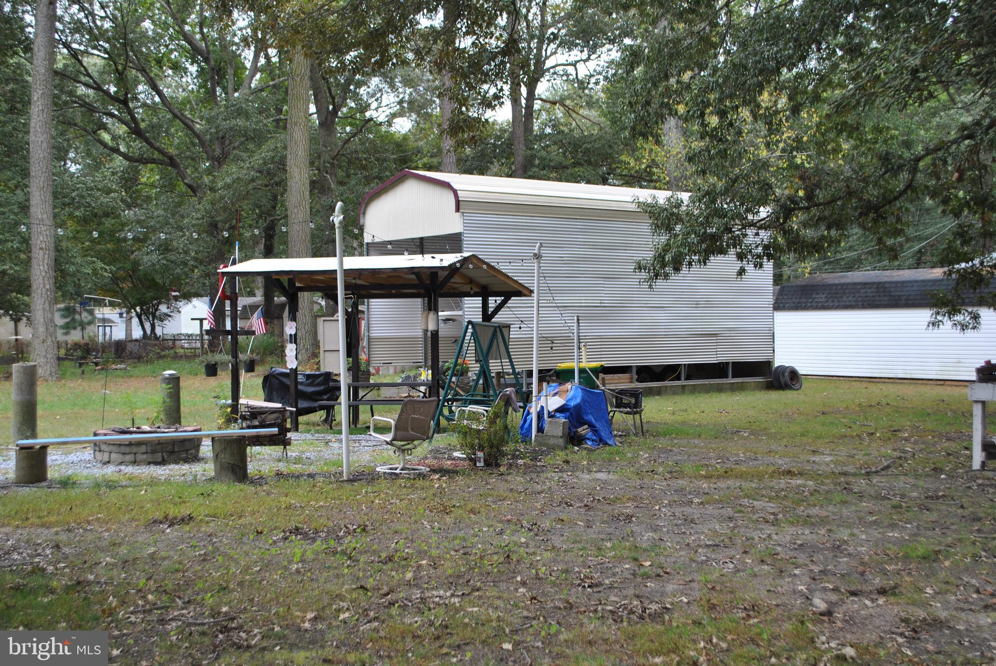 RIVERDALE PARK - Residential