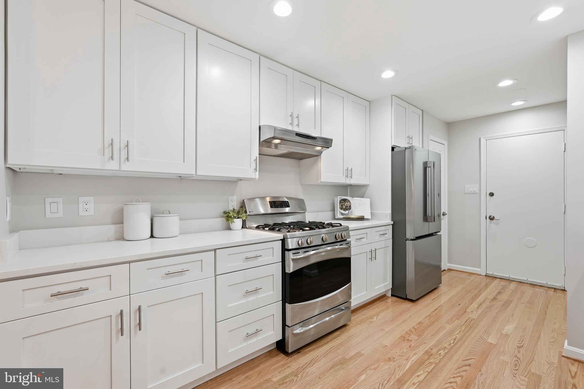 BEECHWOOD - Residential