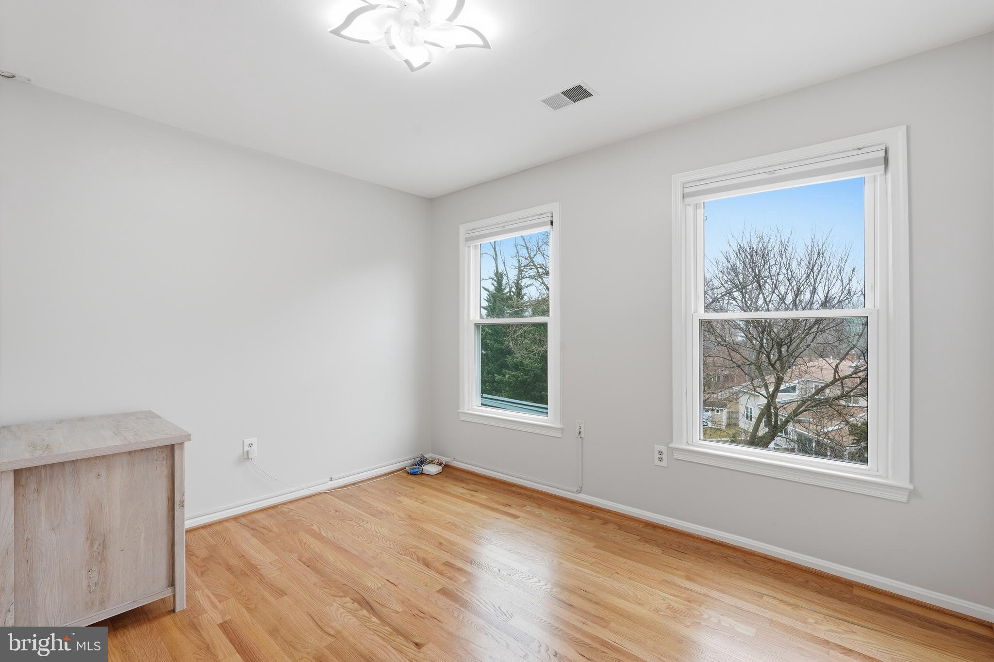 BEECHWOOD - Residential