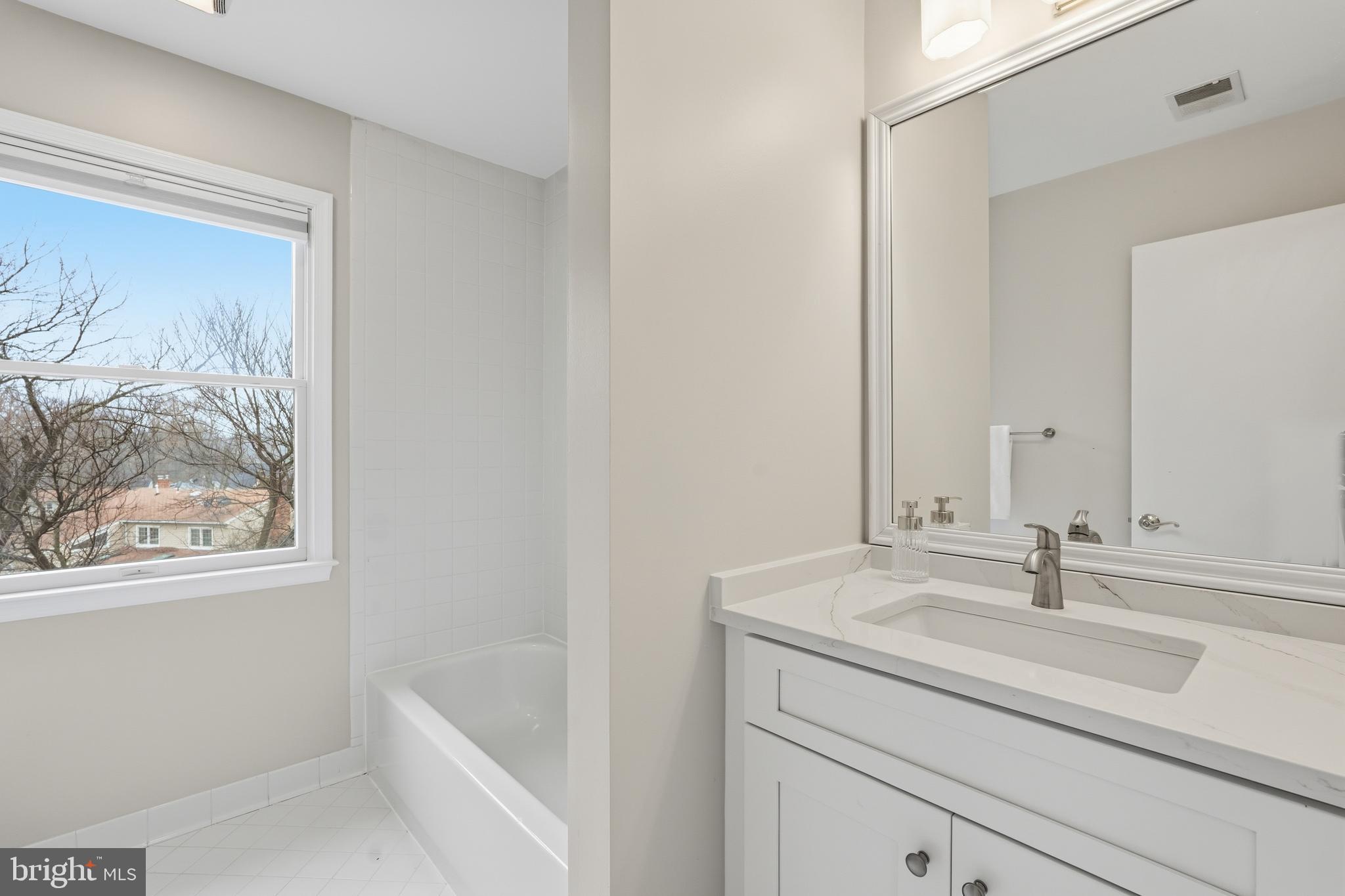 BEECHWOOD - Residential