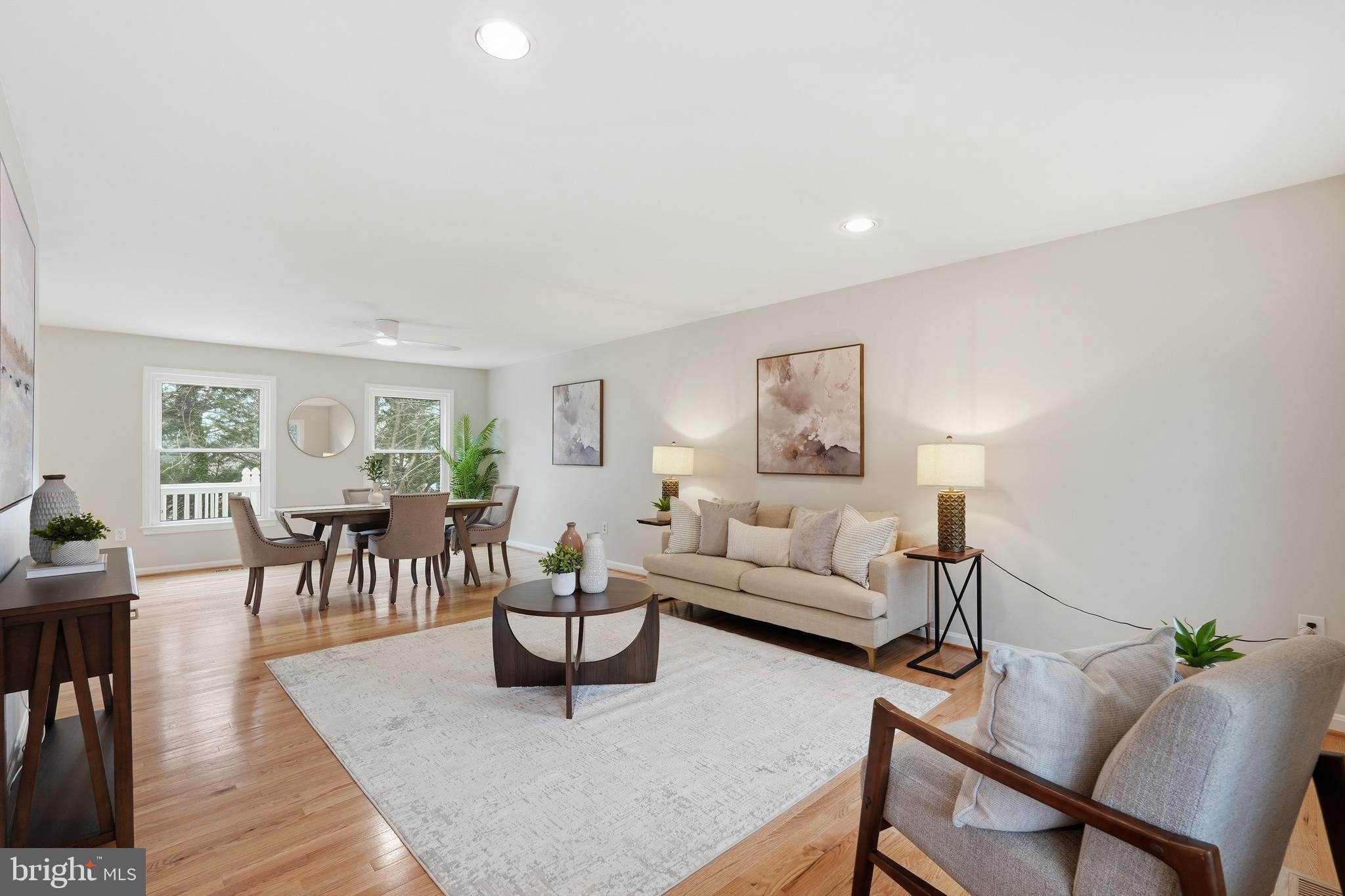 601 SIDELING COURT NE