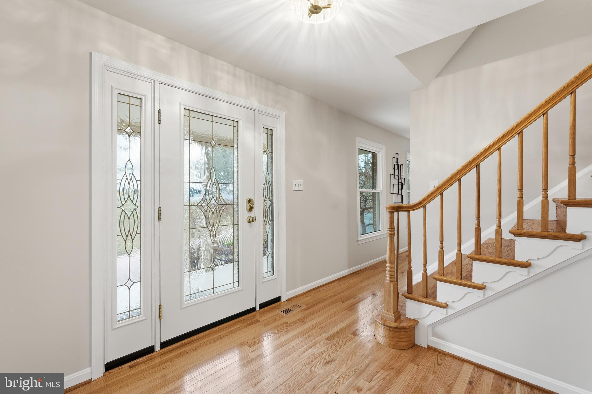 601 SIDELING COURT NE