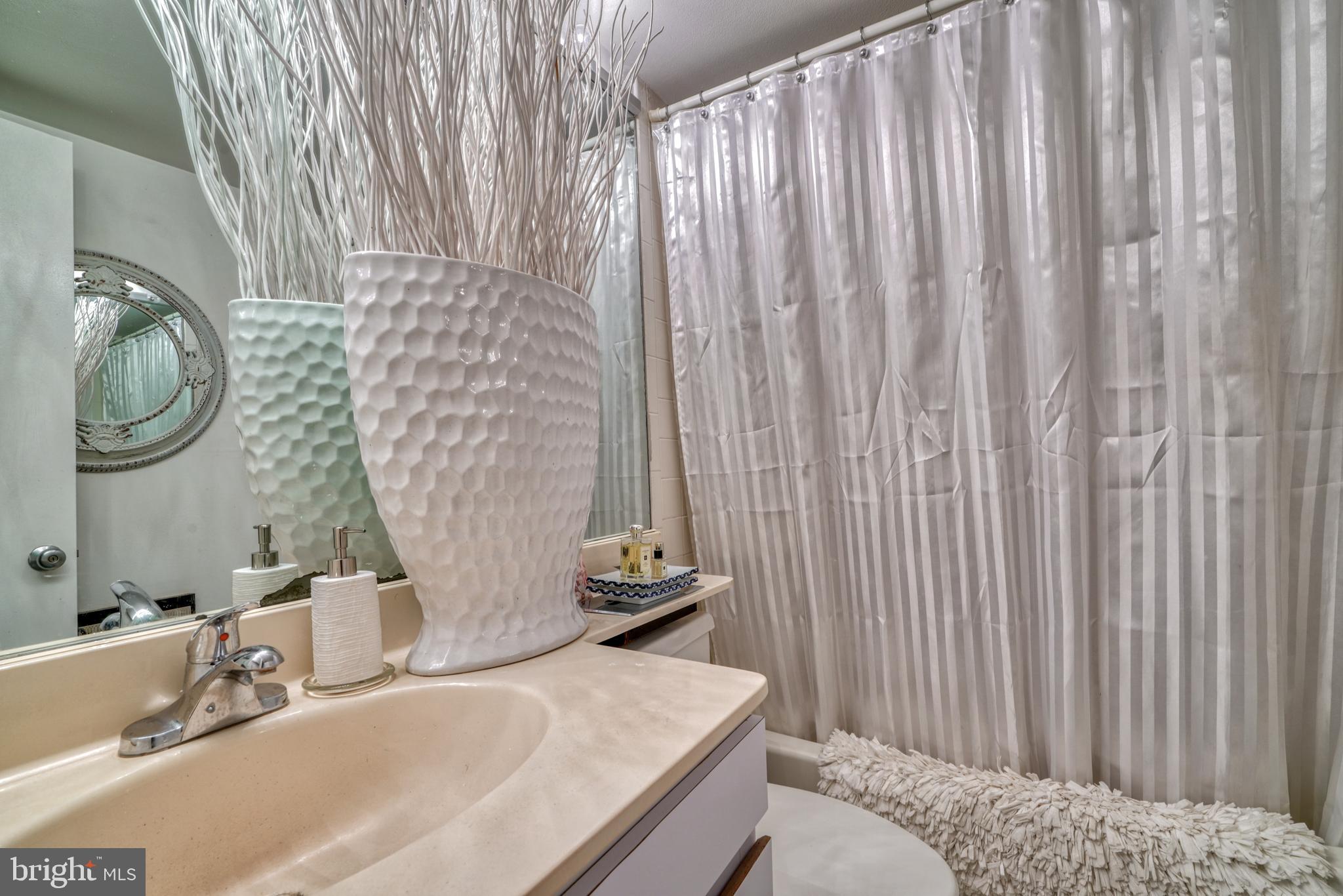 COLD SPRING NEWTOWN - Residential