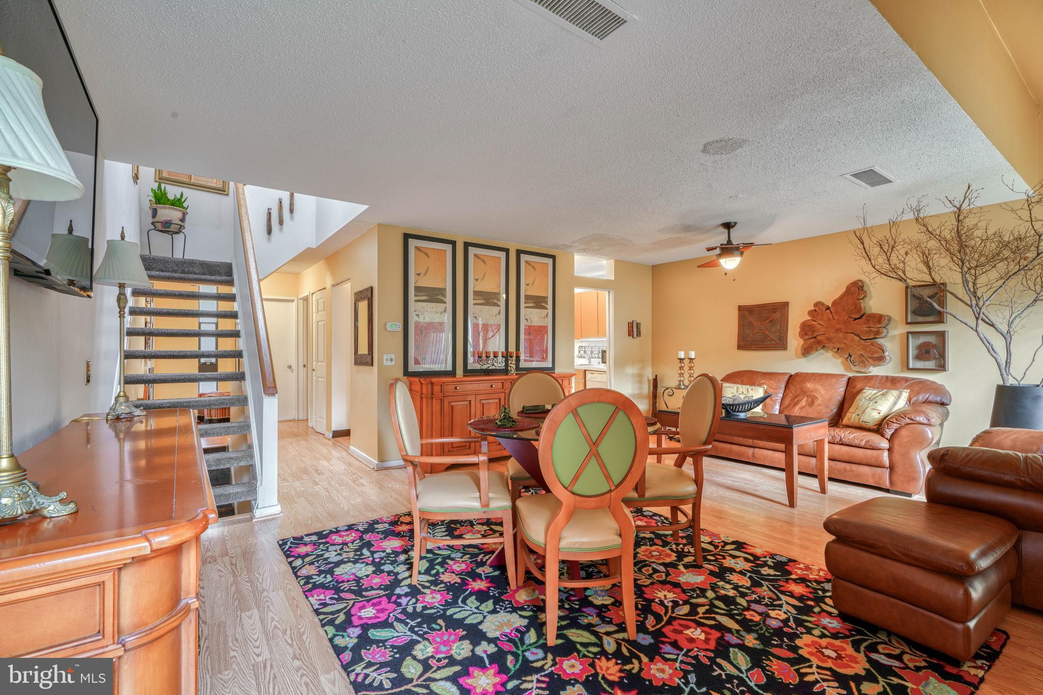 COLD SPRING NEWTOWN - Residential