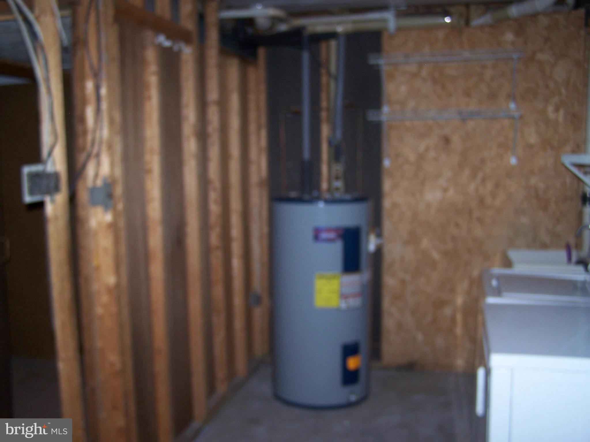 HUNT CLUB ESTATES SUB - Residential Lease