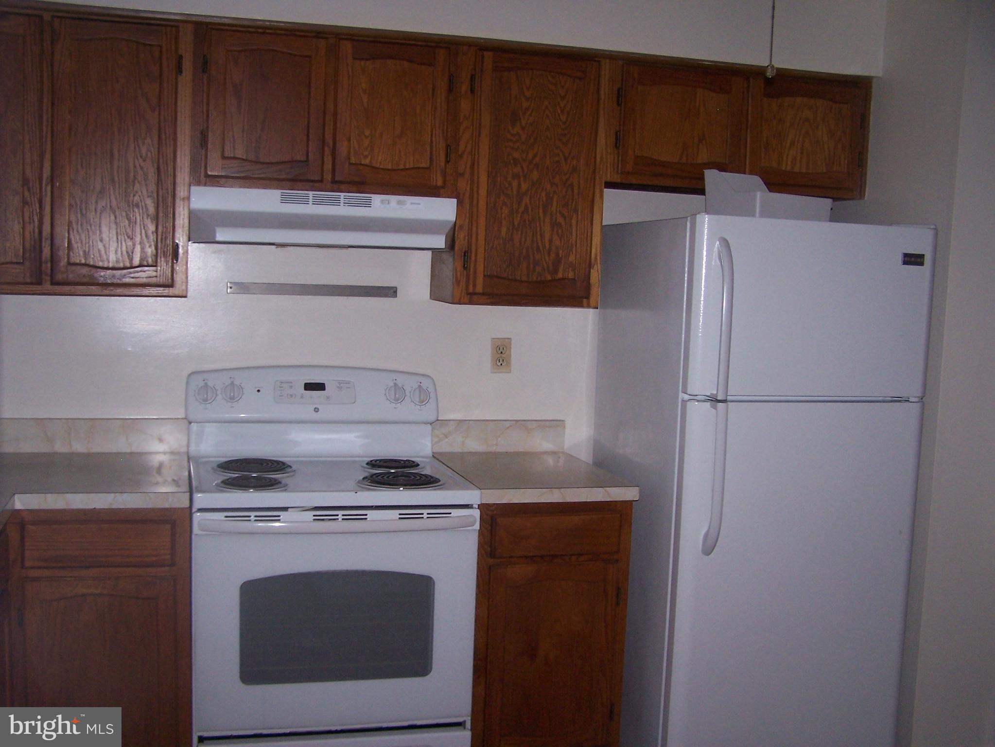 HUNT CLUB ESTATES SUB - Residential Lease