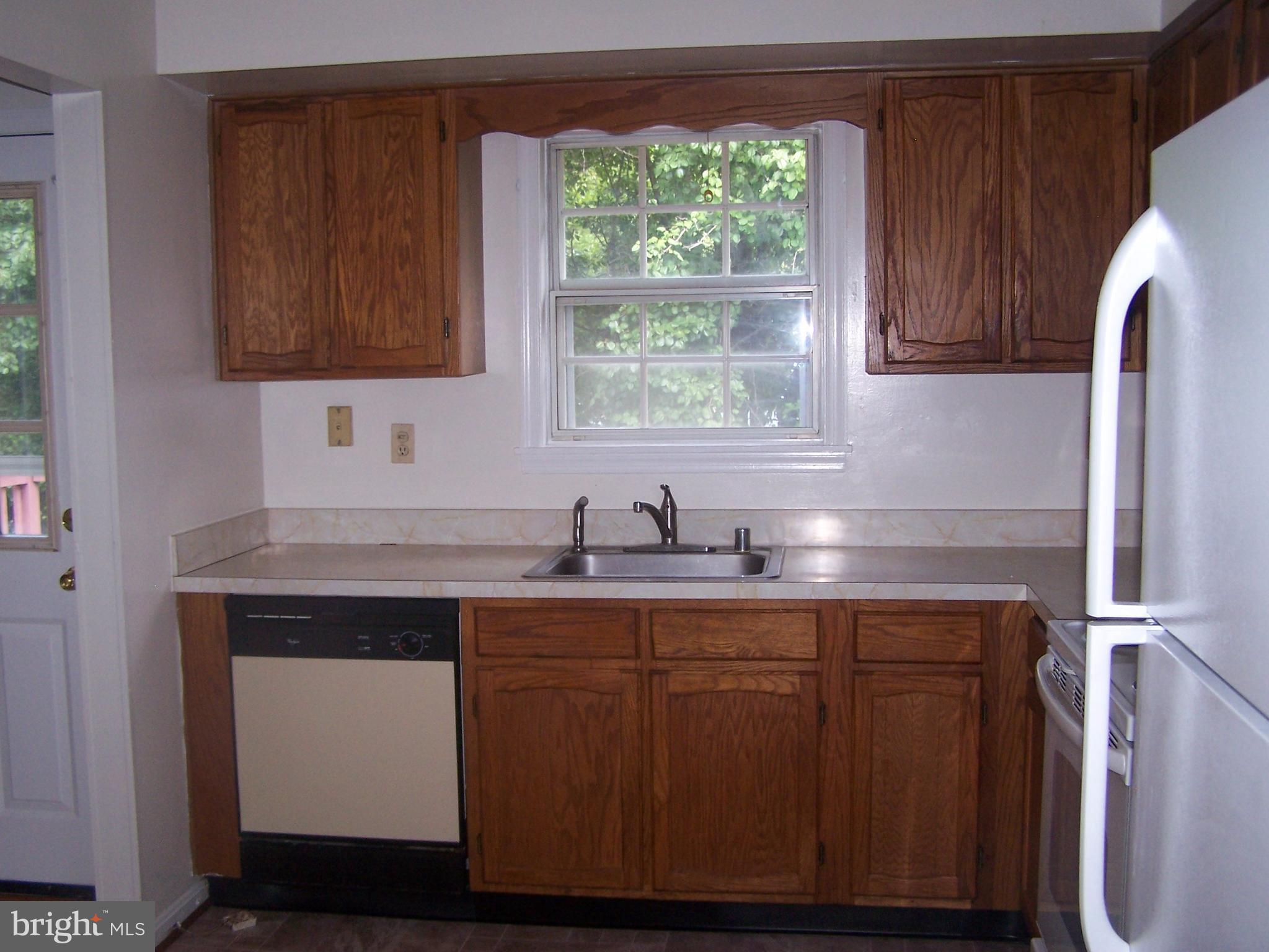 HUNT CLUB ESTATES SUB - Residential Lease