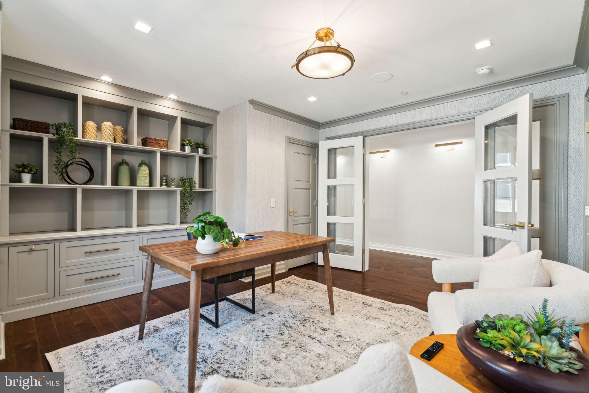 RITTENHOUSE SQUARE - Residential