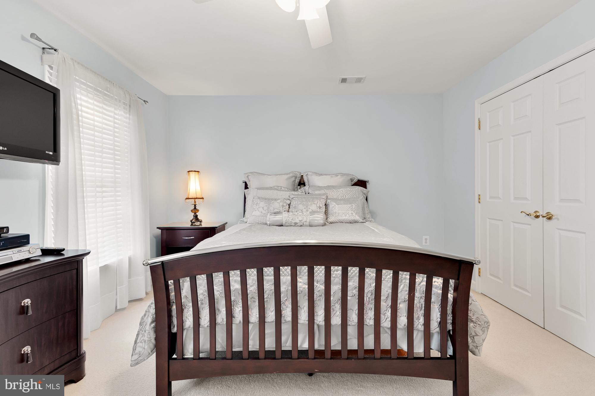 MCAULEY PARK - Residential