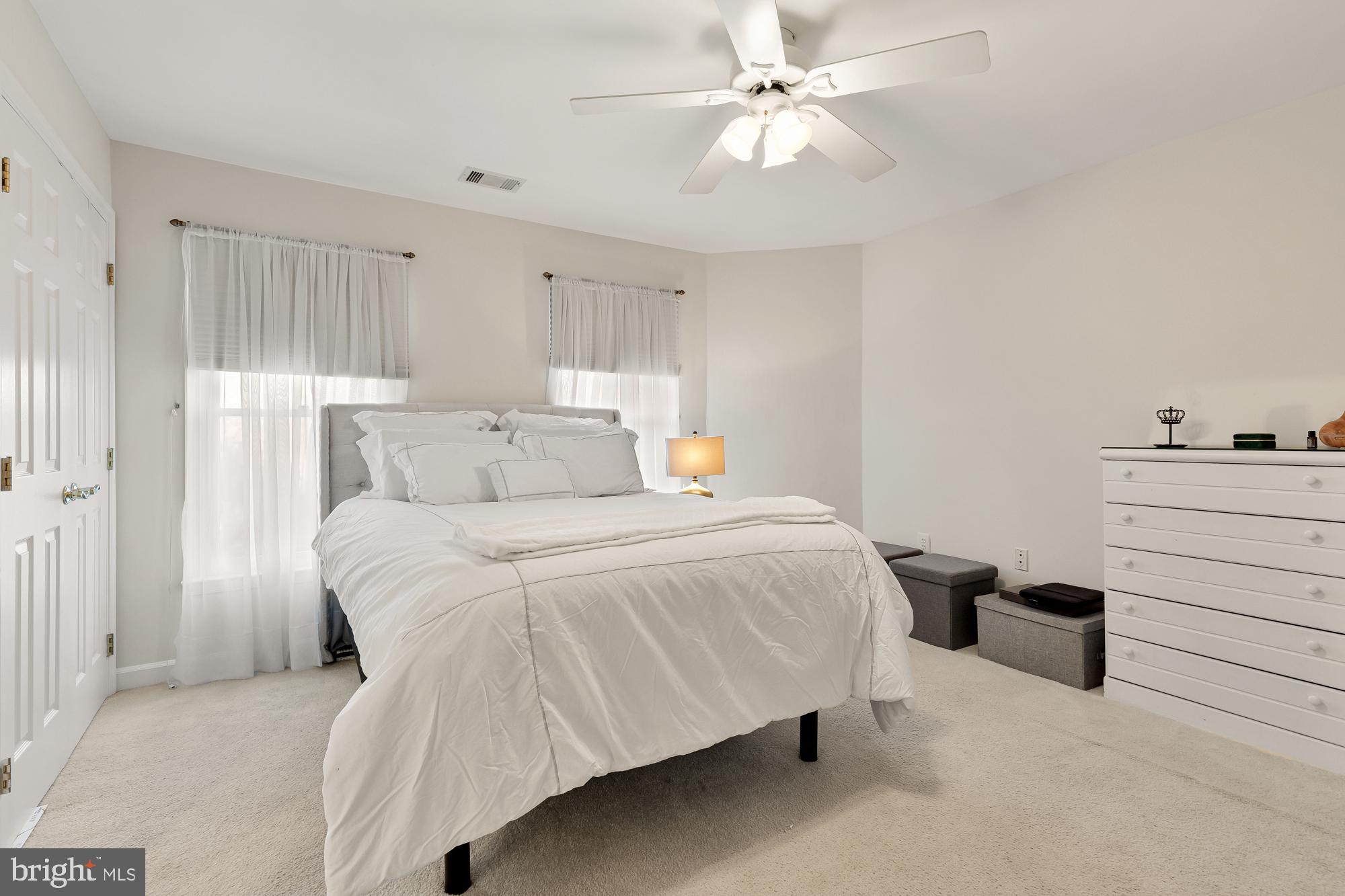 MCAULEY PARK - Residential