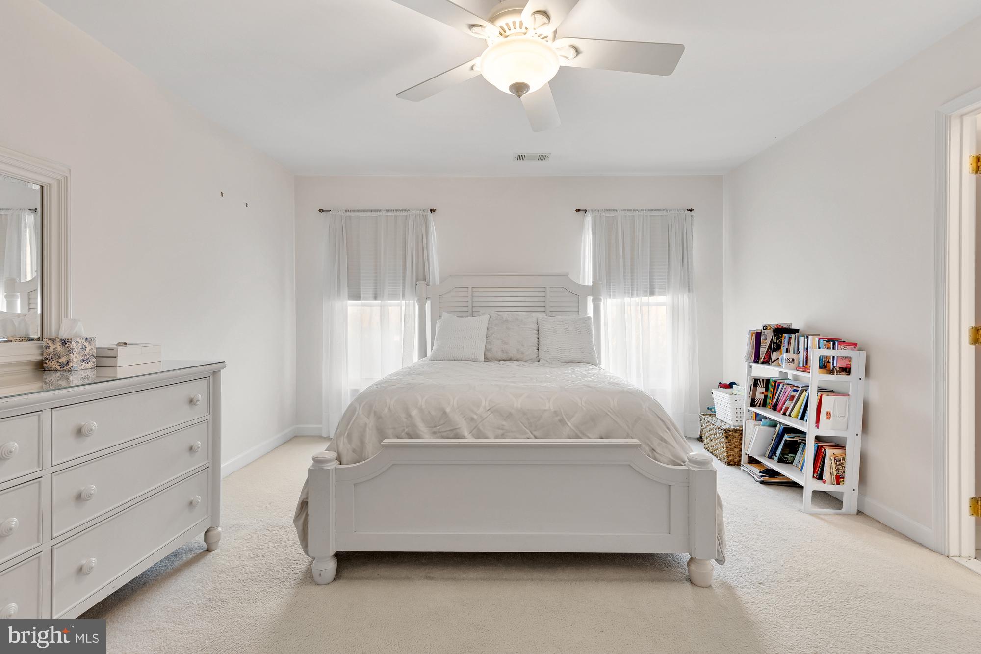 MCAULEY PARK - Residential