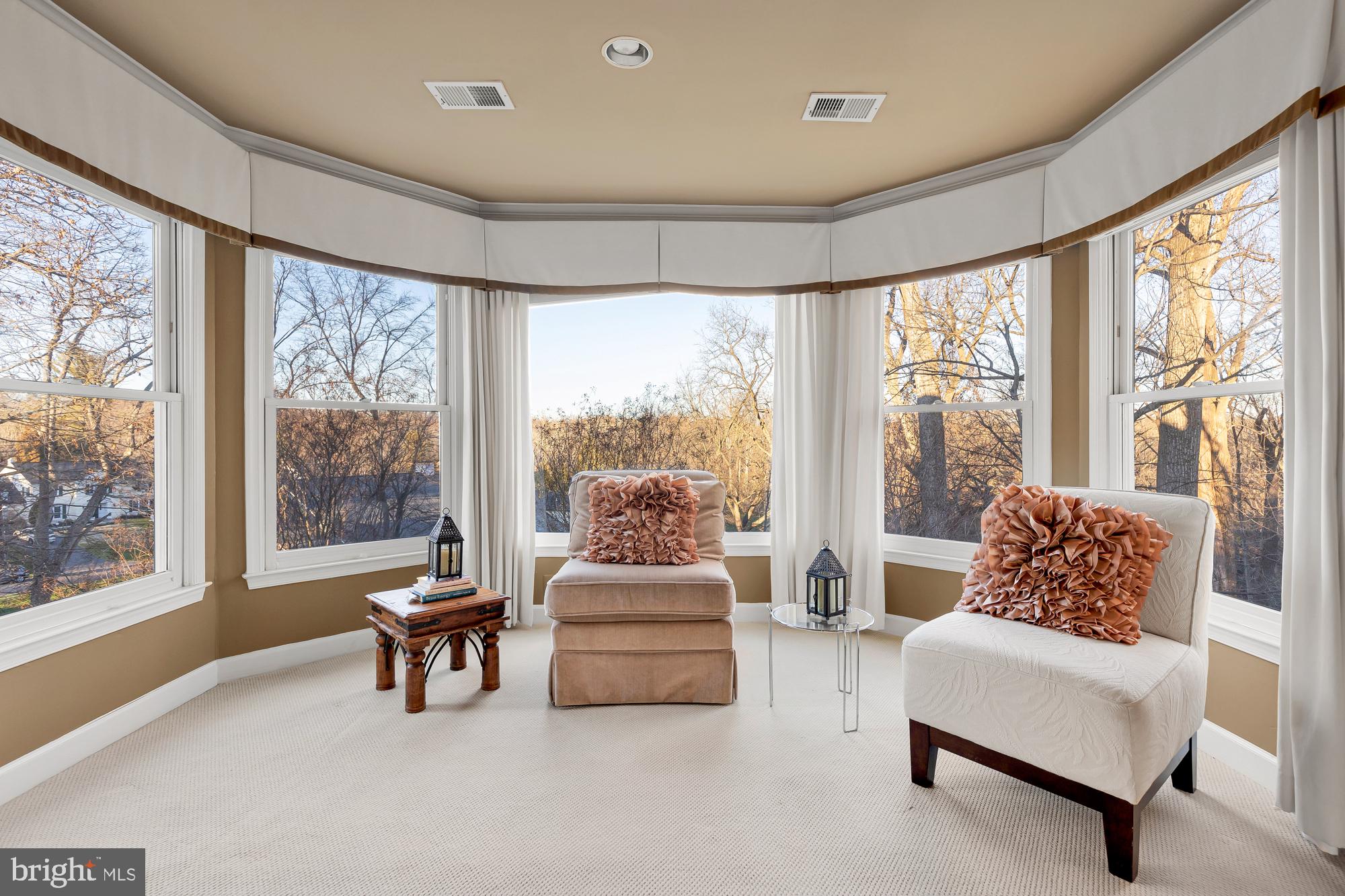 MCAULEY PARK - Residential