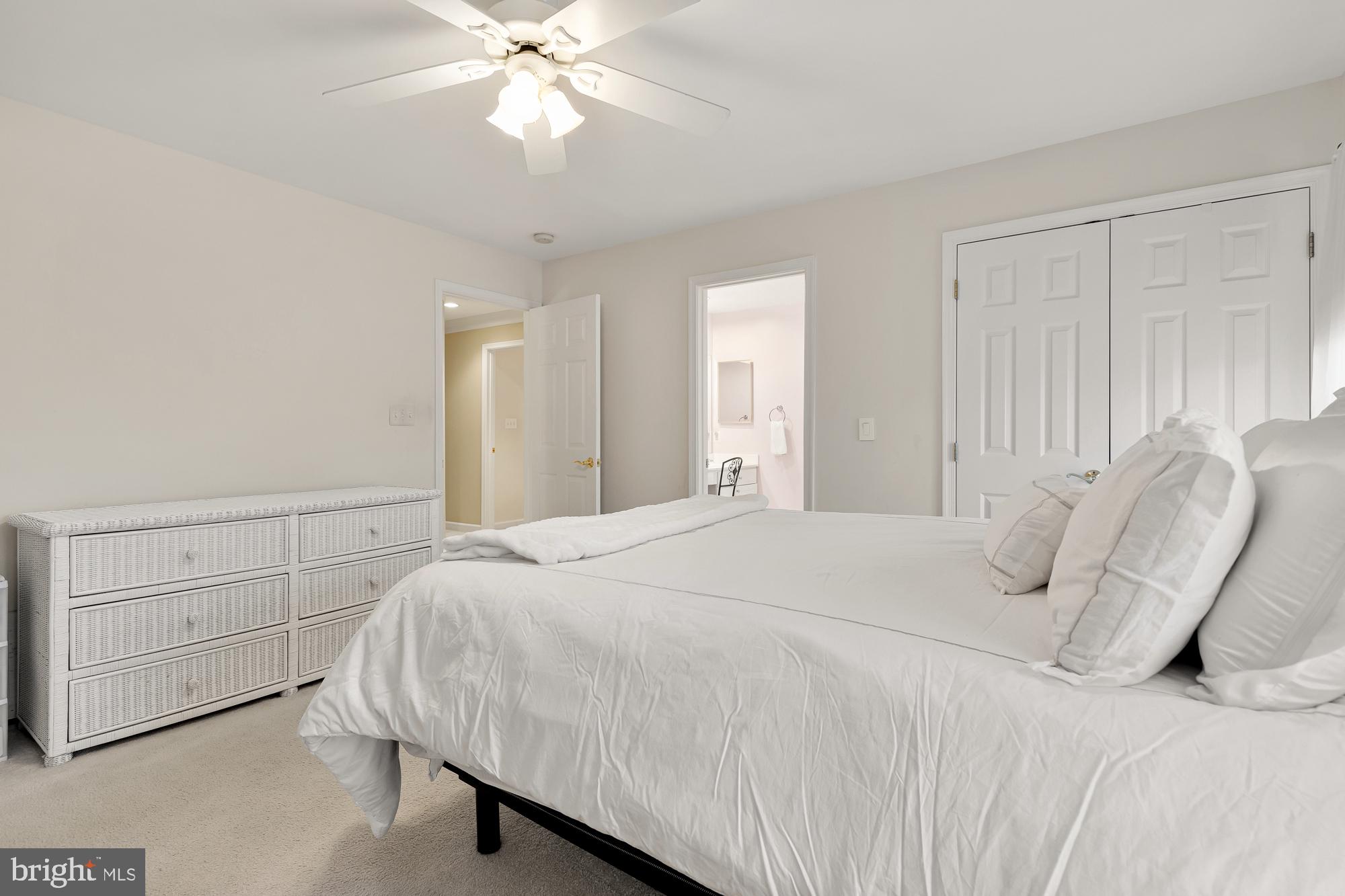 MCAULEY PARK - Residential