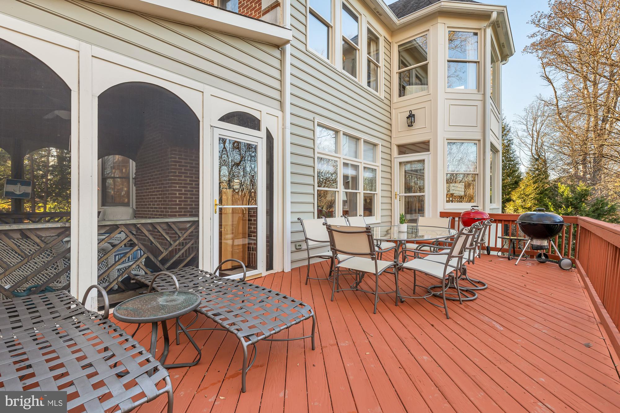 MCAULEY PARK - Residential