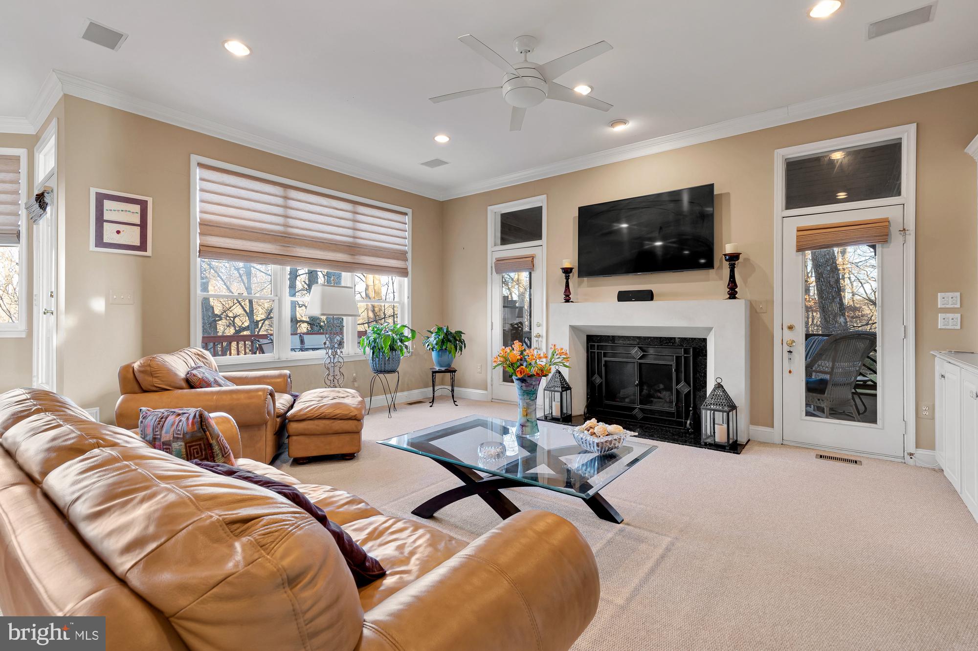 MCAULEY PARK - Residential