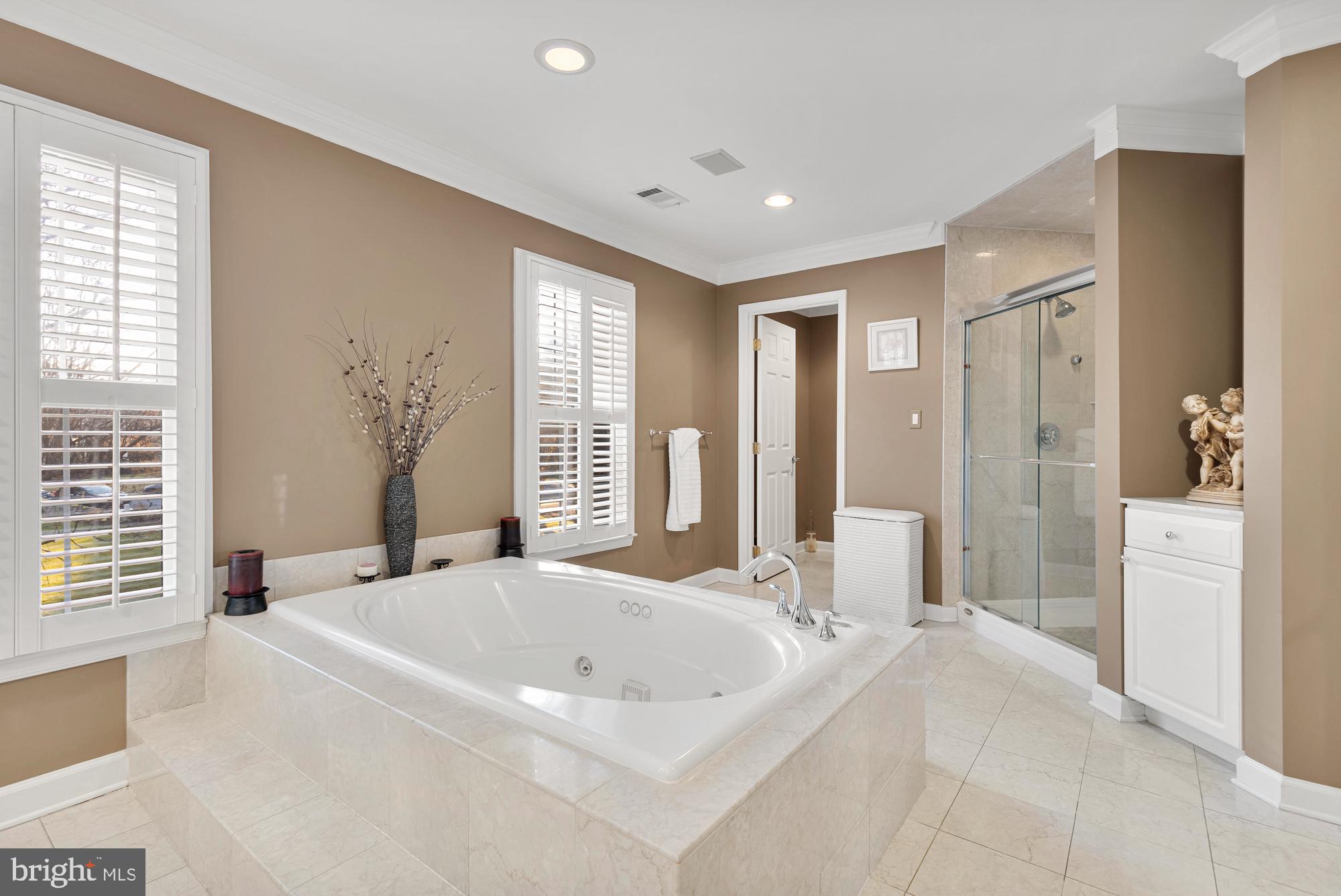 MCAULEY PARK - Residential