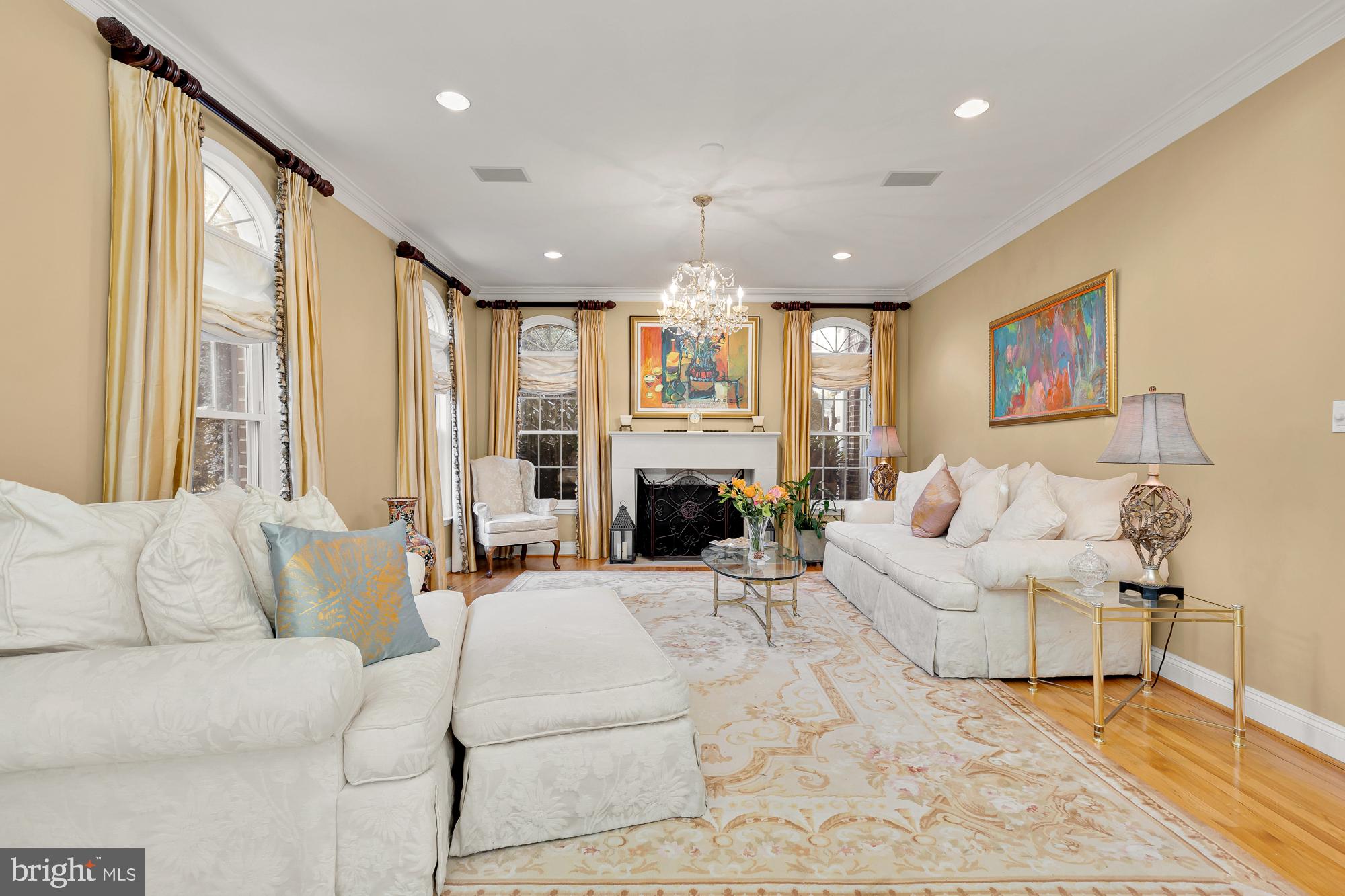 MCAULEY PARK - Residential