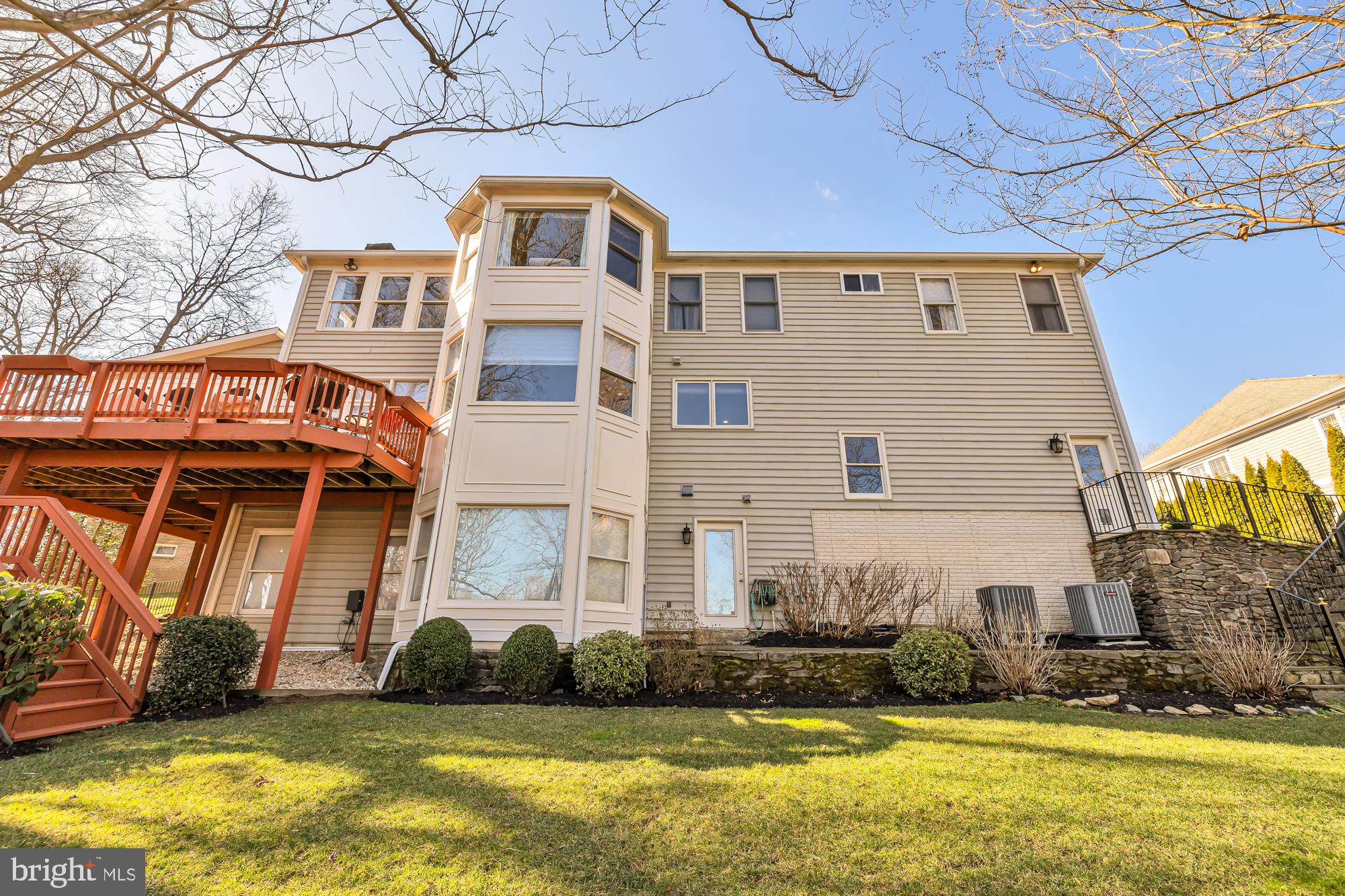 MCAULEY PARK - Residential