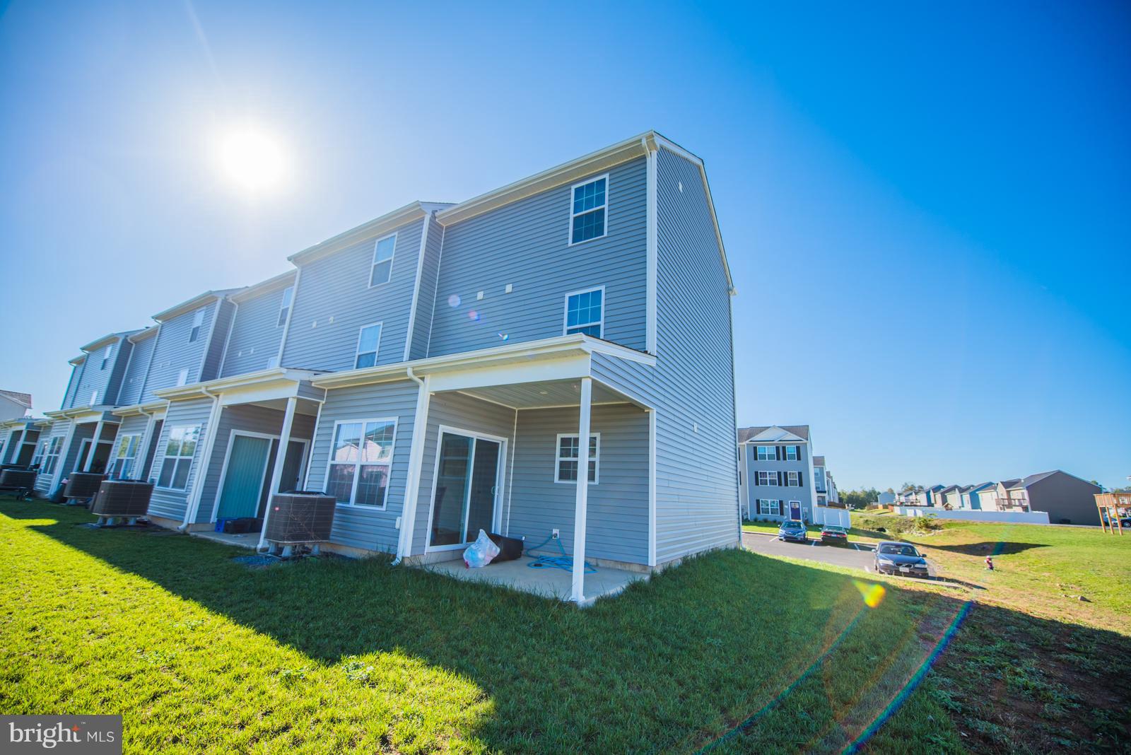 INWOOD VILLAGE - Residential