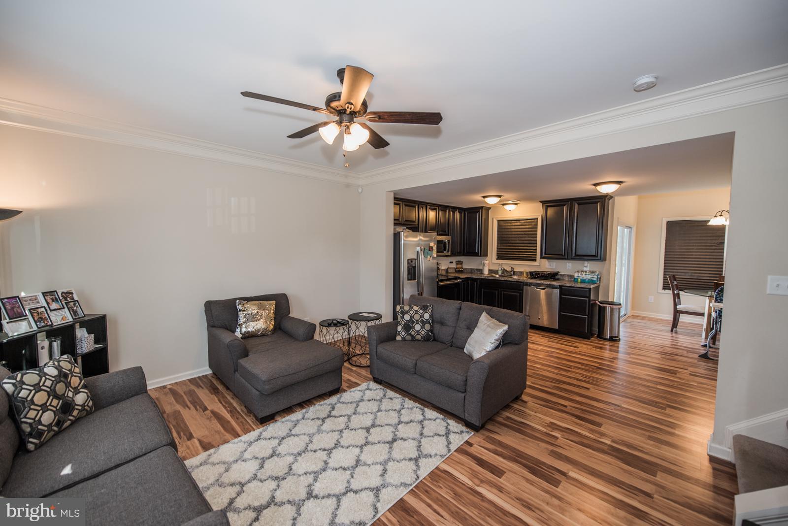 INWOOD VILLAGE - Residential