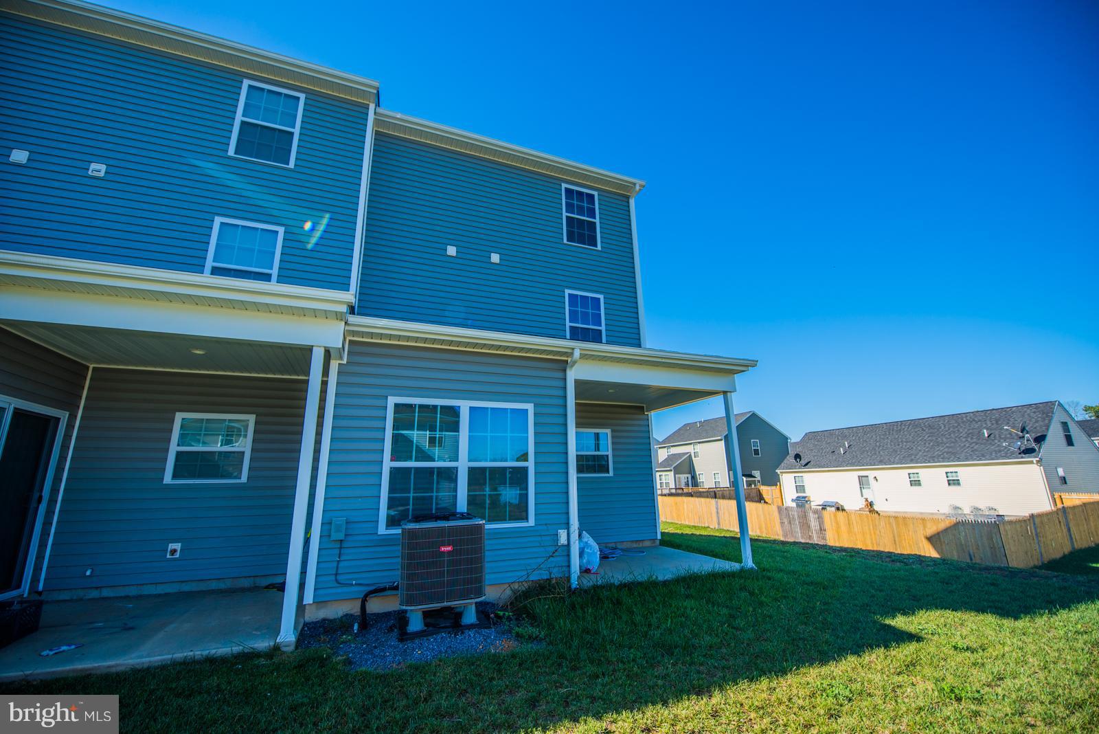 INWOOD VILLAGE - Residential