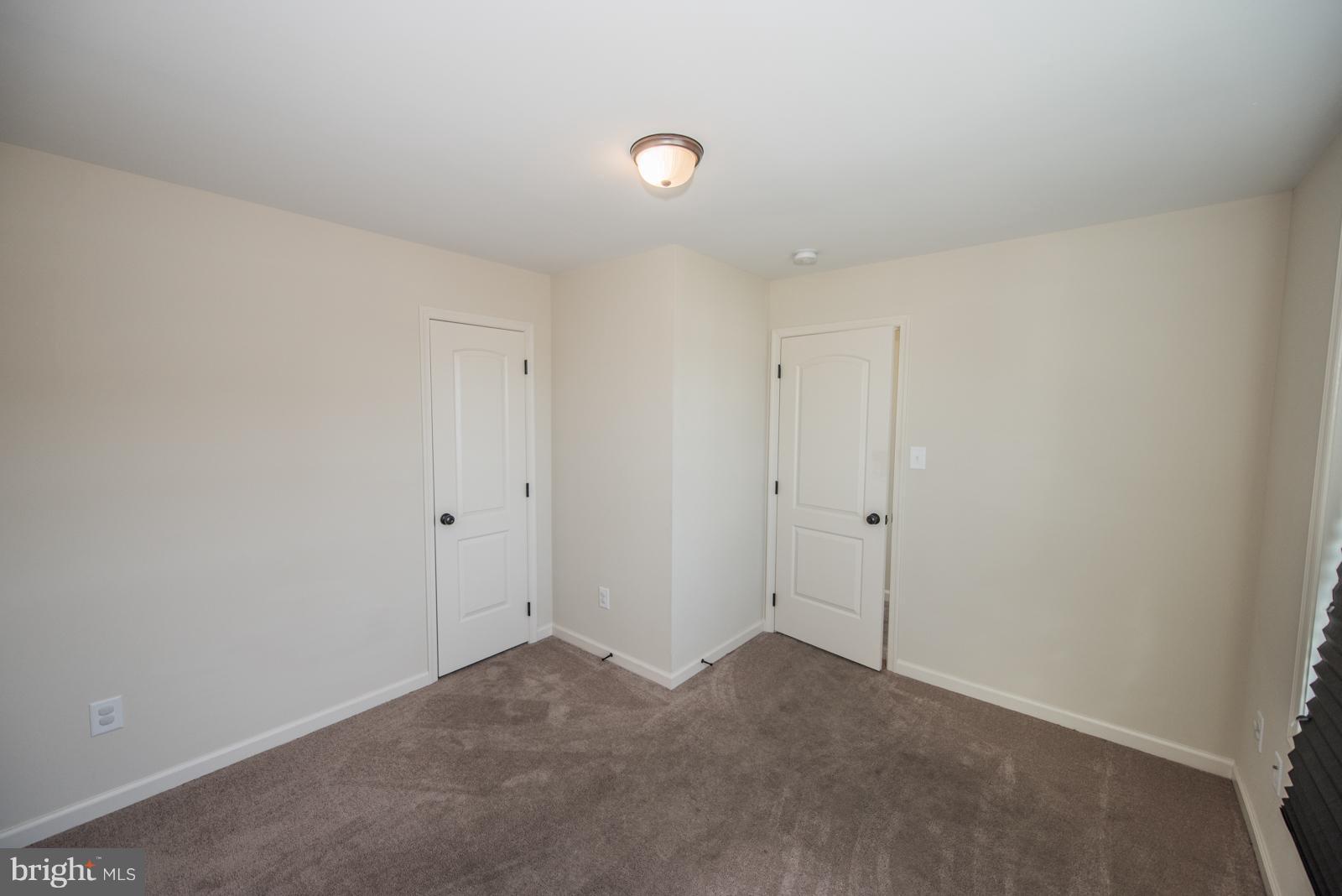 INWOOD VILLAGE - Residential