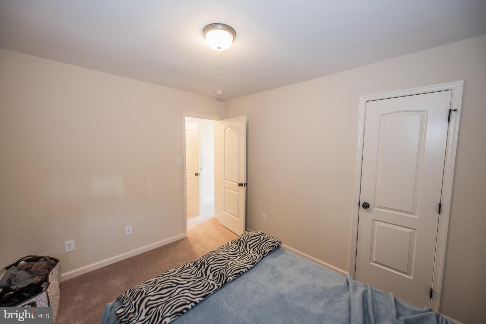 INWOOD VILLAGE - Residential