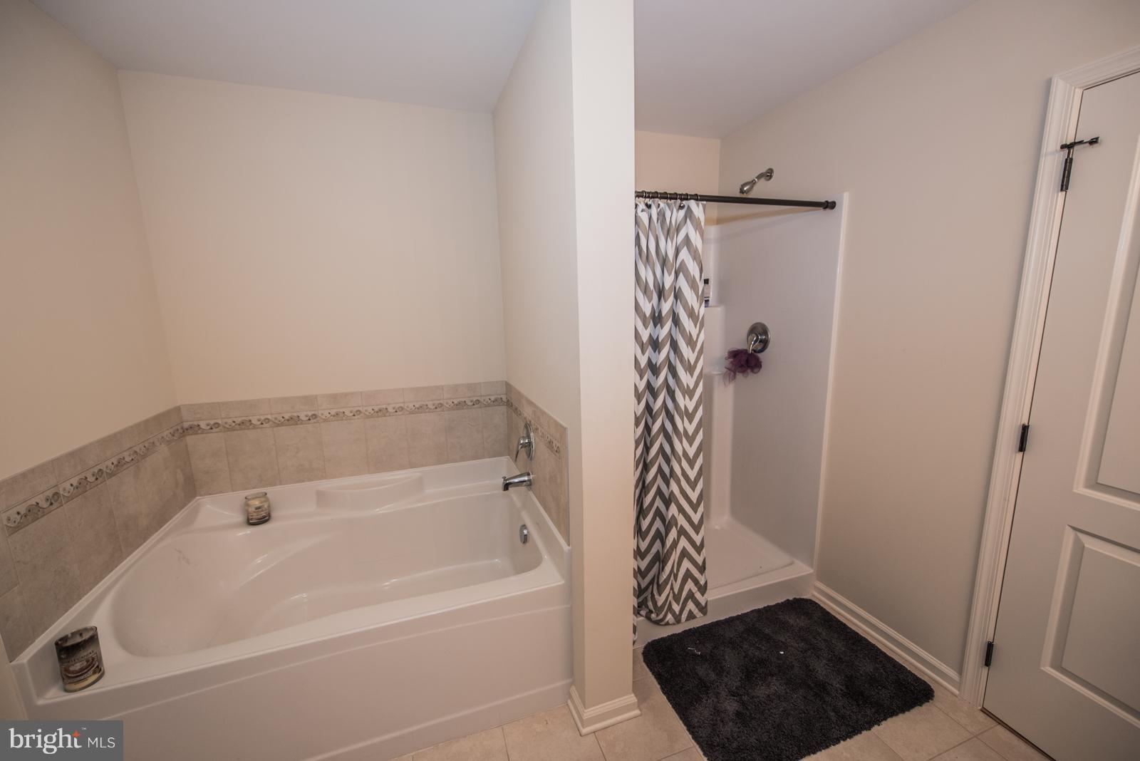 INWOOD VILLAGE - Residential