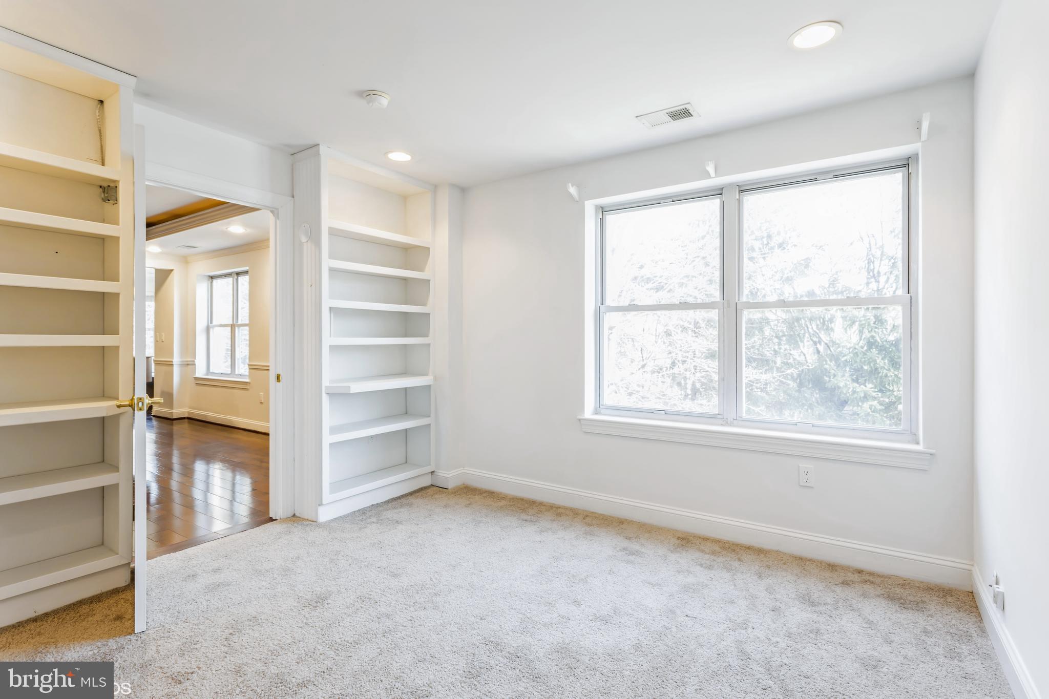 STEVENSON COMMONS - Residential