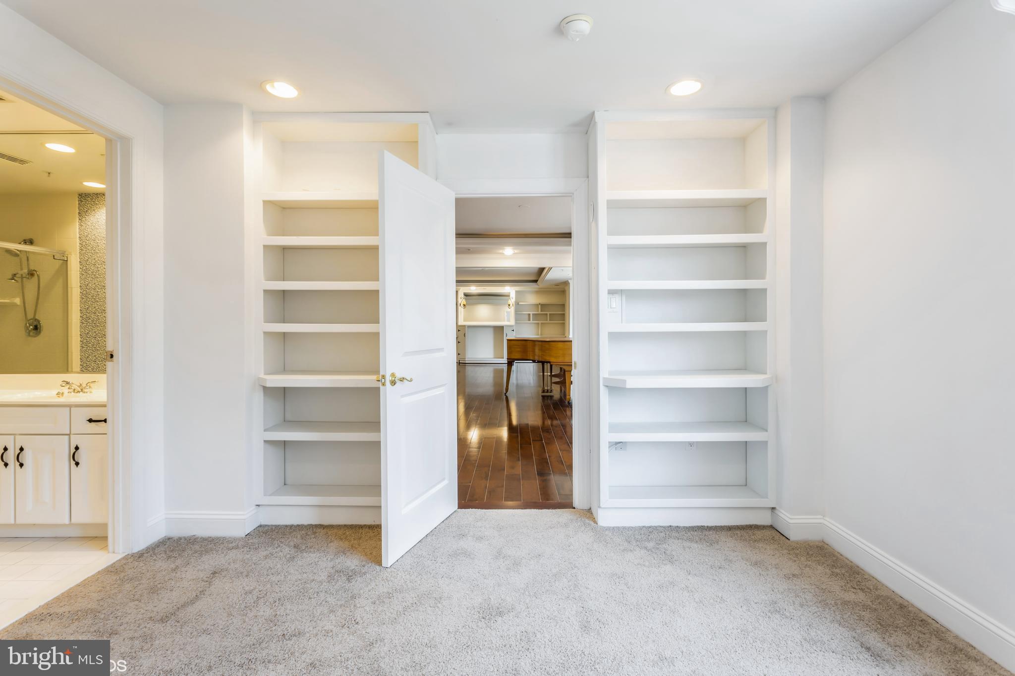 STEVENSON COMMONS - Residential